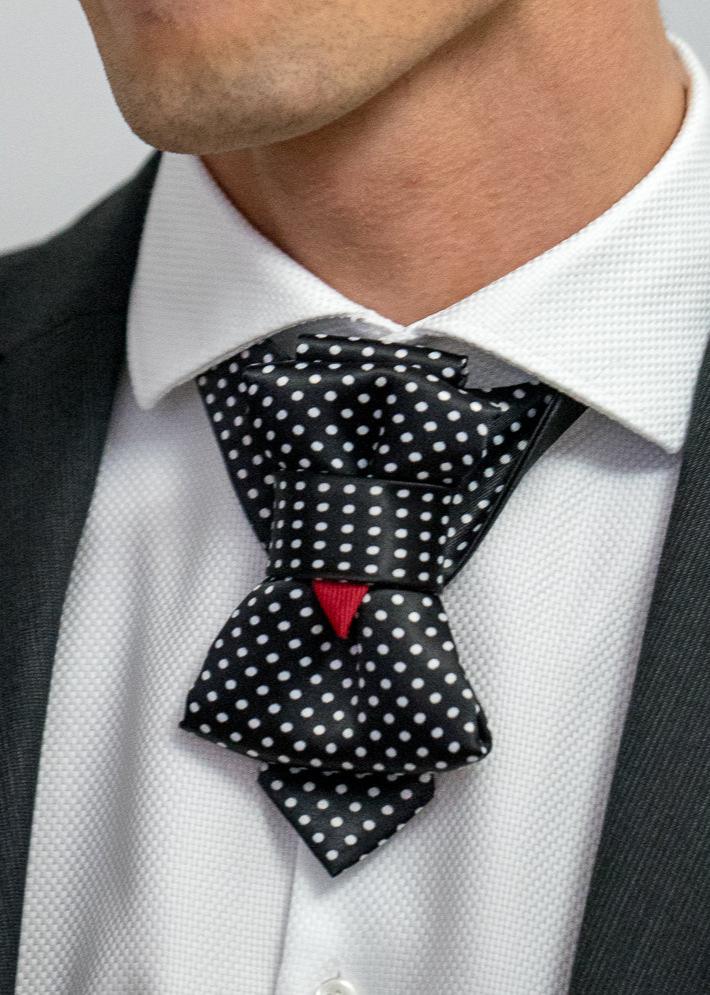 Bow tie hopper tie, Ruty Design, Bow tie, Vertical hopper hand made a high-quality tie, black bow tie, Men's tie, Black hopper tie, HOPPER TIE WHITE DOT BOW TIE