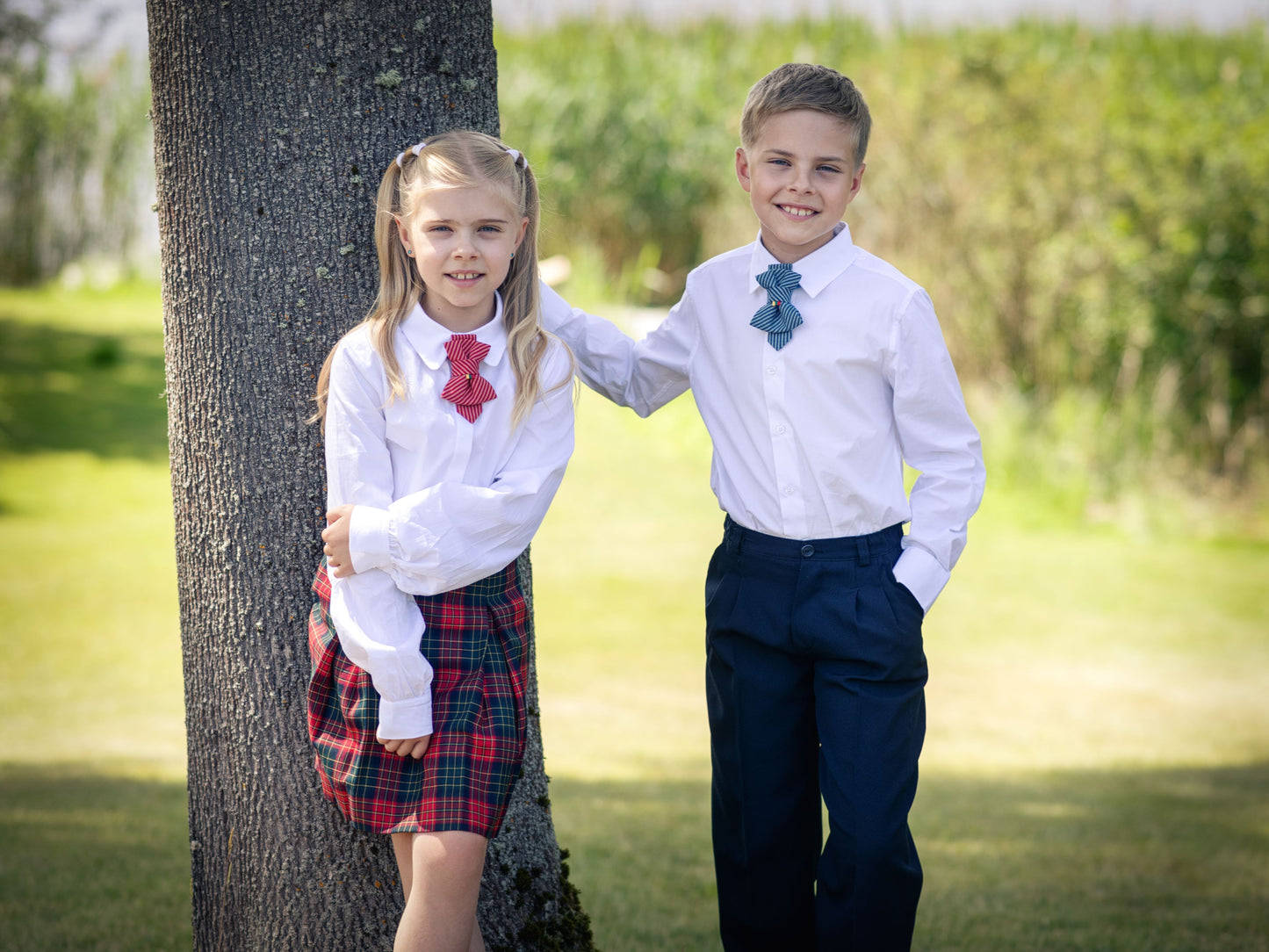 RED AND BLUE CHILDRENS TIE WITH TRICOLOUR FLAG