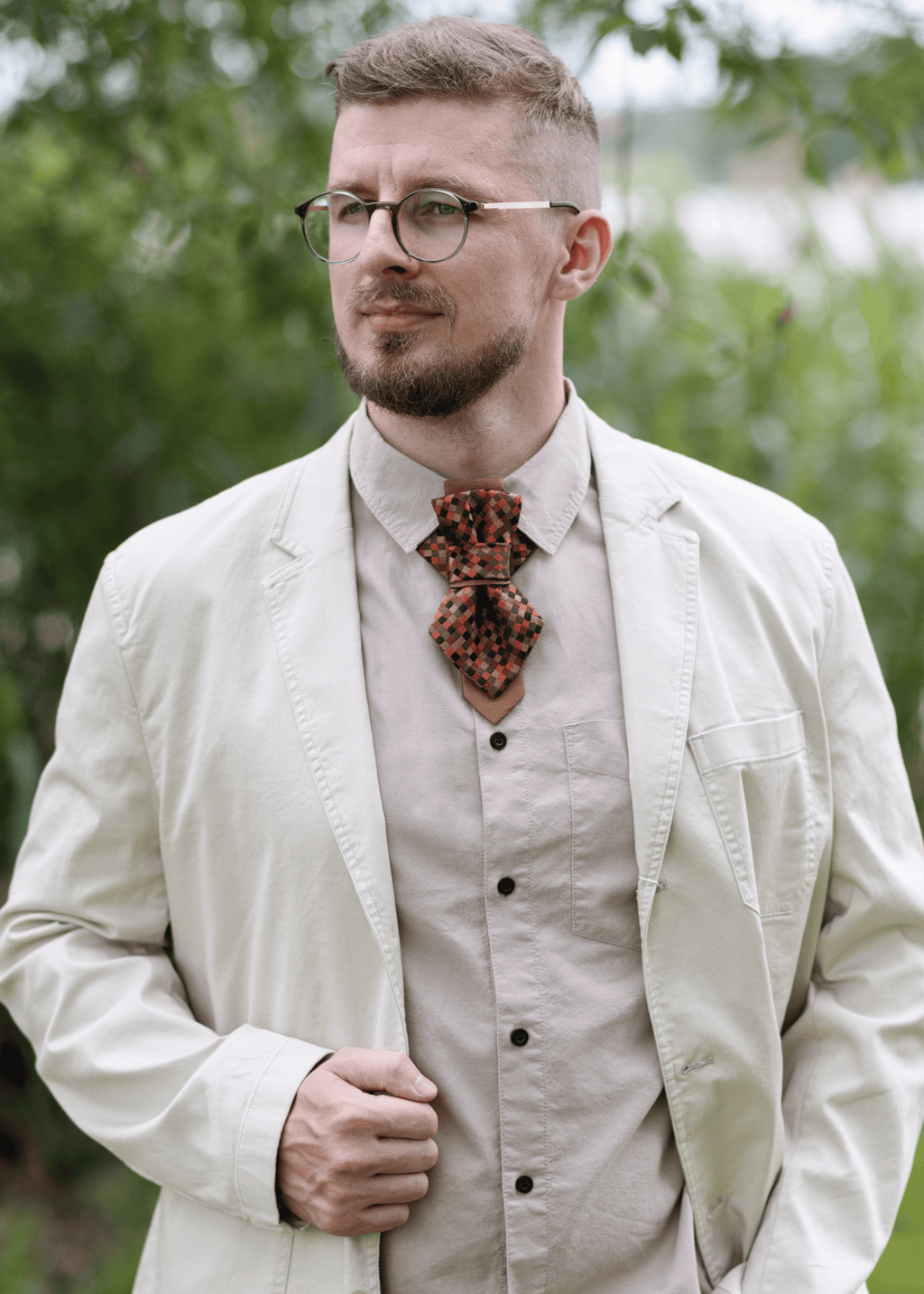Bow tie hopper tie, Ruty Design, Bow tie, Vertical hopper hand made a tie, Ruty tie,  Smart tie Hopper Original design,  Grooms bow tie, neckties, high-end fashion,  fashion trends, star ties, Semi-Formal Look With Stylish Men’s Neckwear, keista peteliškė, kaklaraištis žiogas
