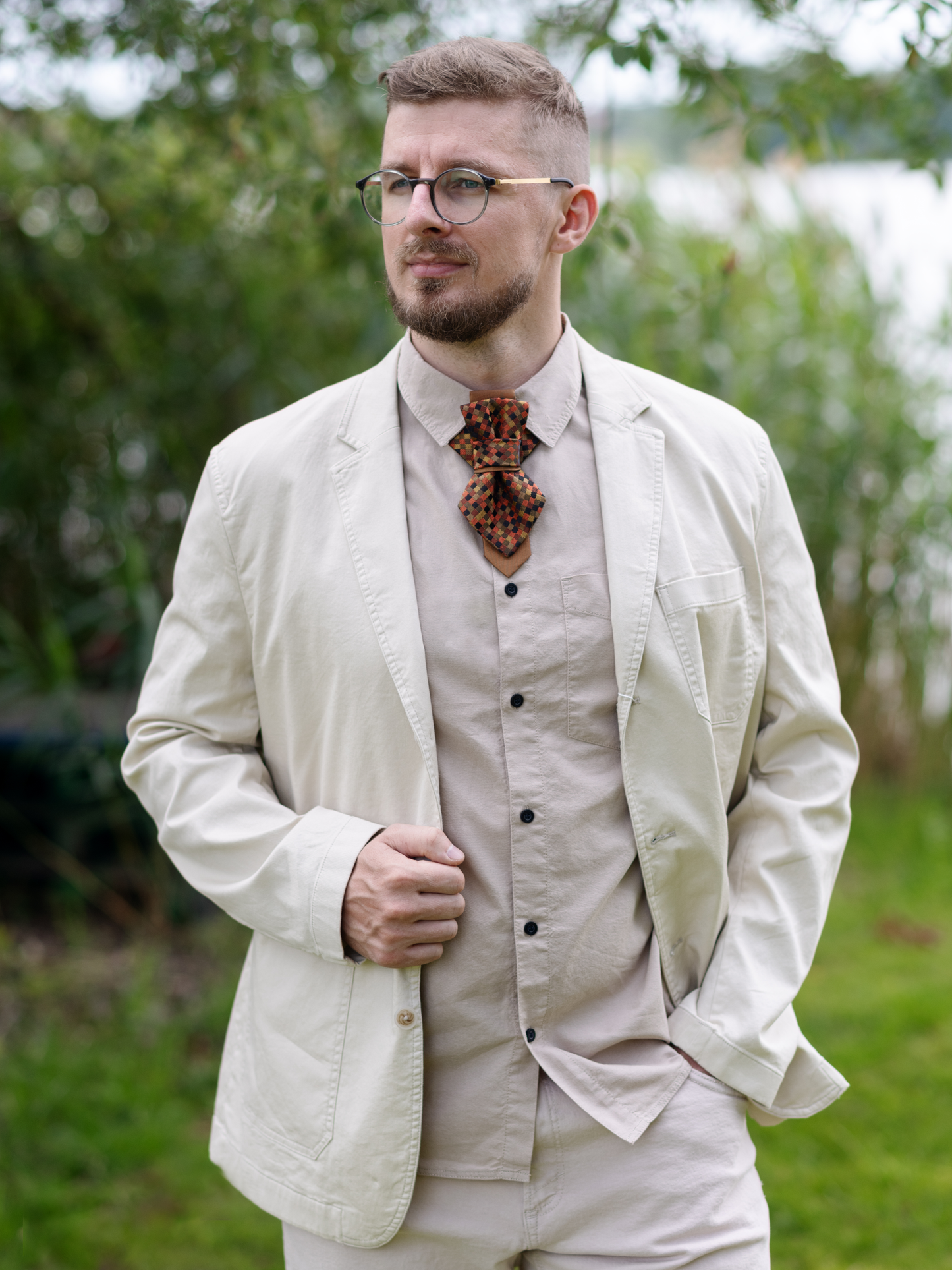 Bow tie hopper tie, Ruty Design, Bow tie, Vertical hopper hand made a tie, Ruty tie,  Smart tie Hopper Original design,  Grooms bow tie, neckties, high-end fashion,  fashion trends, star ties, Semi-Formal Look With Stylish Men’s Neckwear, keista peteliškė, kaklaraištis žiogas