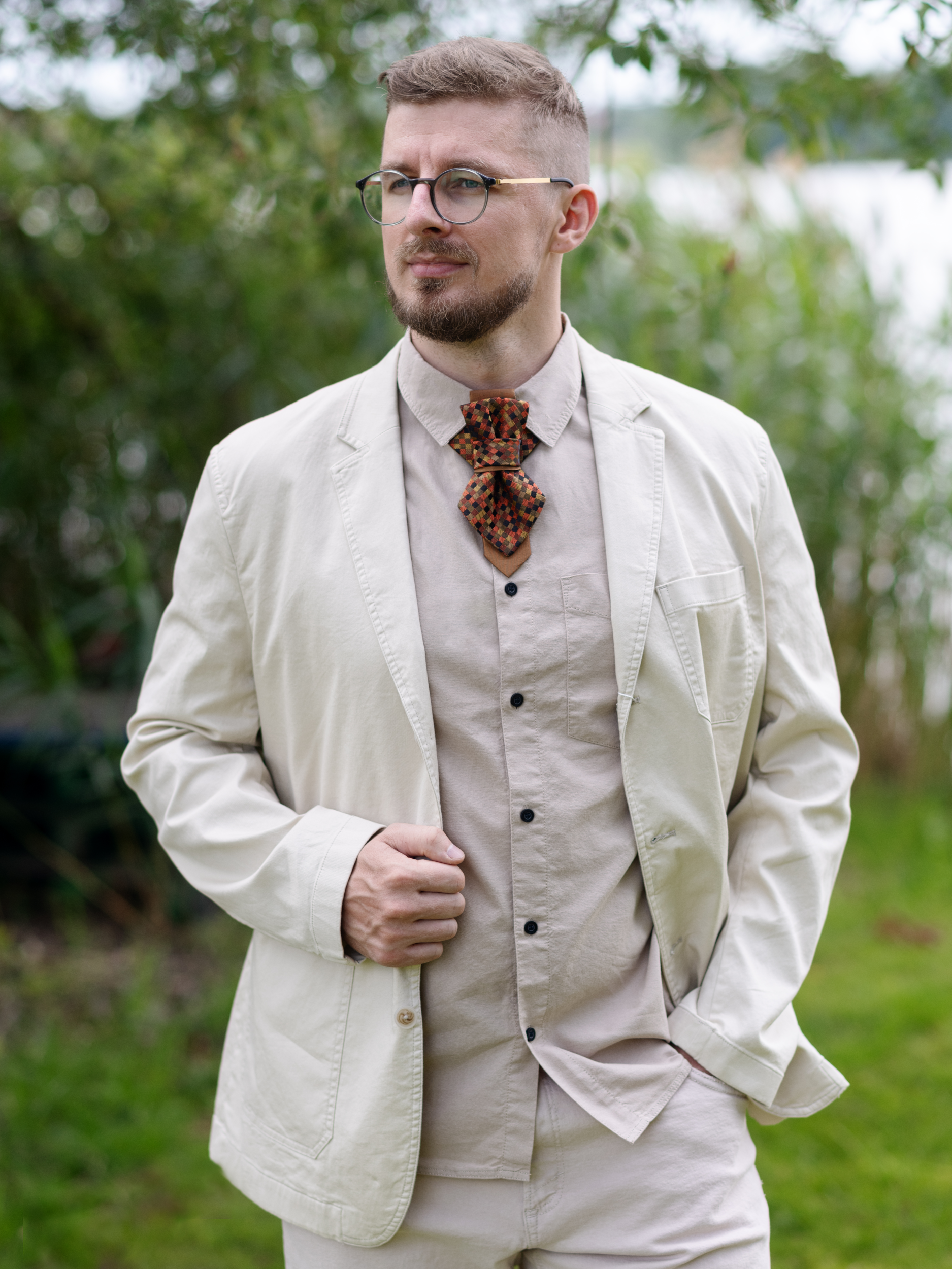 Bow tie hopper tie, Ruty Design, Bow tie, Vertical hopper hand made a tie, Ruty tie,  Smart tie Hopper Original design,  Grooms bow tie, neckties, high-end fashion,  fashion trends, star ties, Semi-Formal Look With Stylish Men’s Neckwear, keista peteliškė, kaklaraištis žiogas