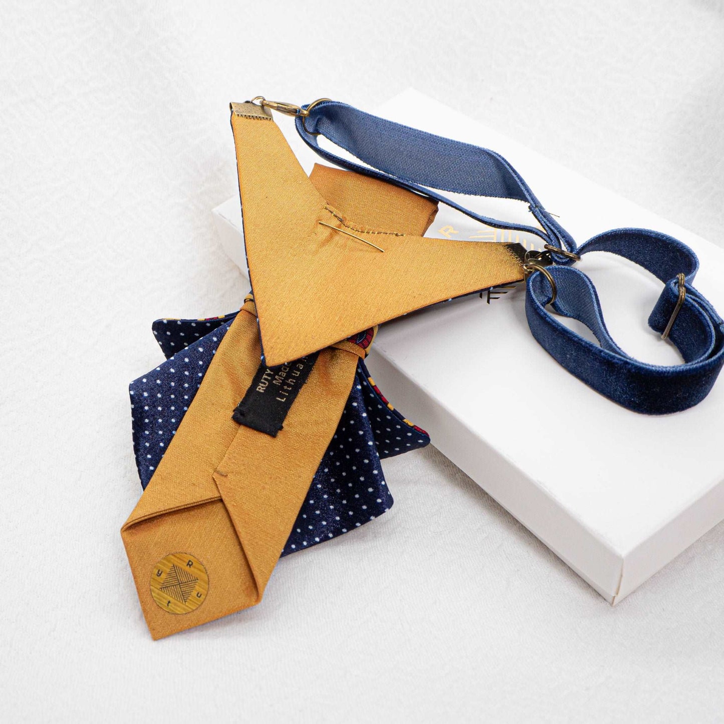 TIE FOR WOMEN, LADY BLUE bow tie, womens necktie with Paisley ornament