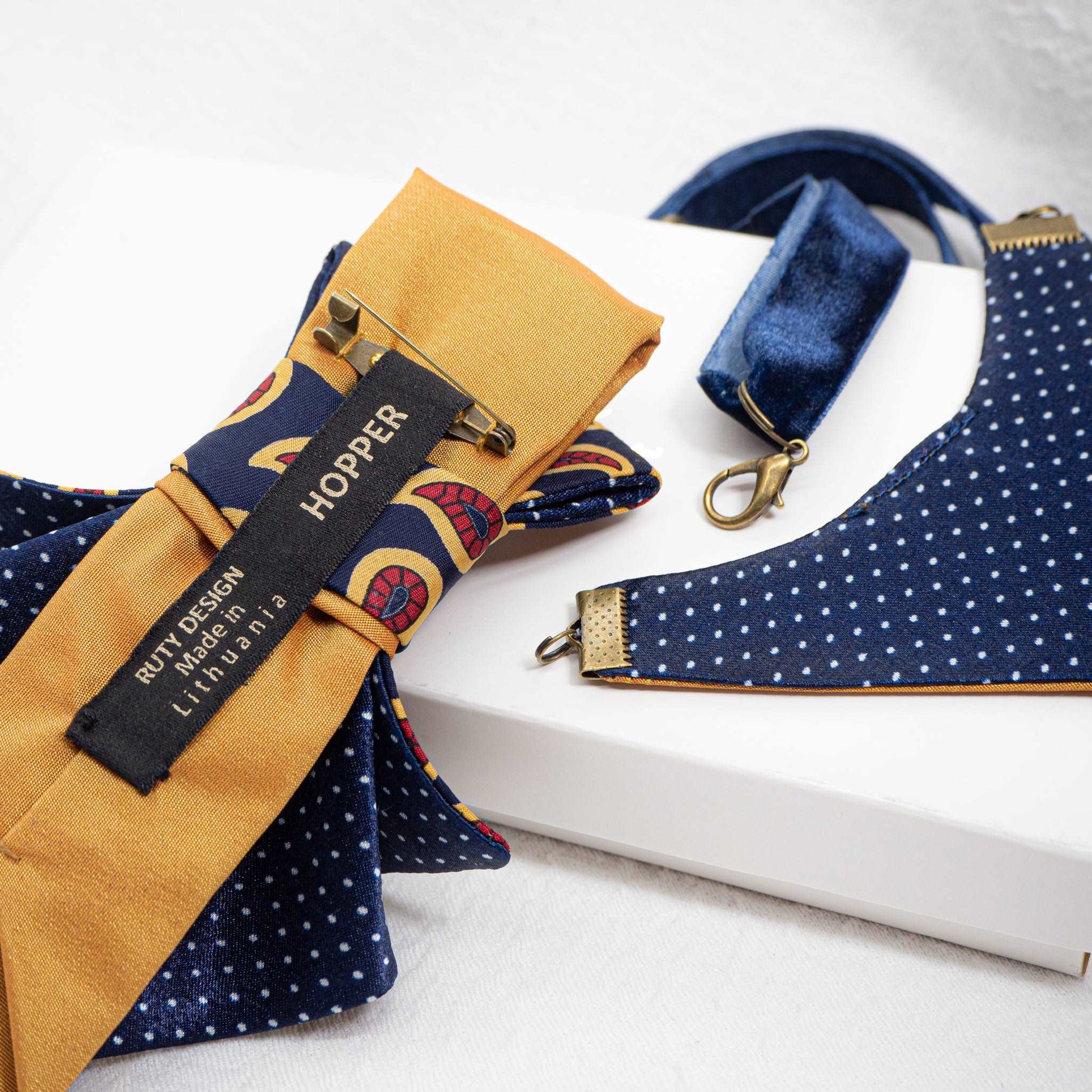 TIE FOR WOMEN, LADY BLUE bow tie, womens necktie with Paisley ornament