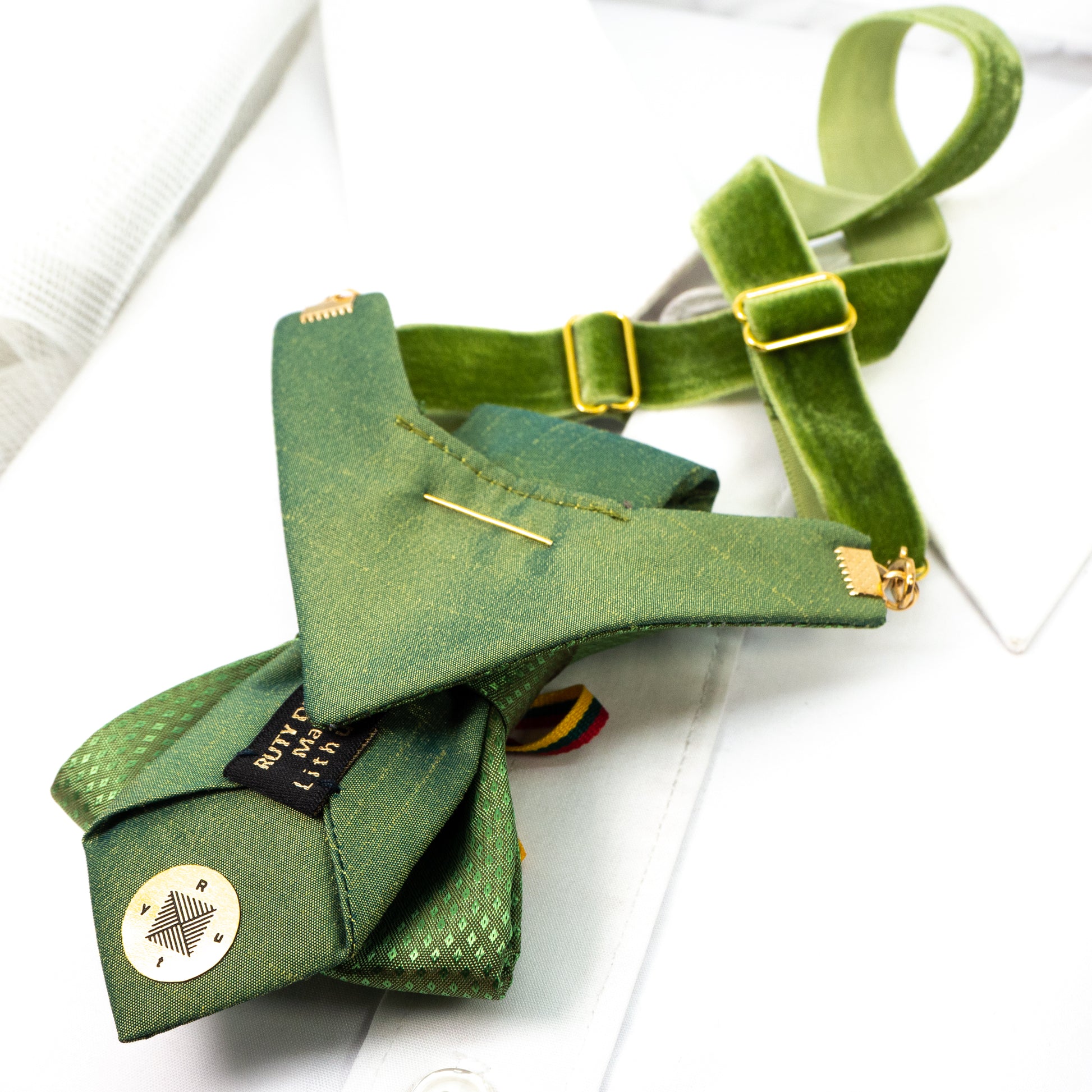 Bow tie hopper tie, Ruty Design, Bow tie, Vertical hopper hand made tie, Wedding Ties women's bow ties, female bow tie