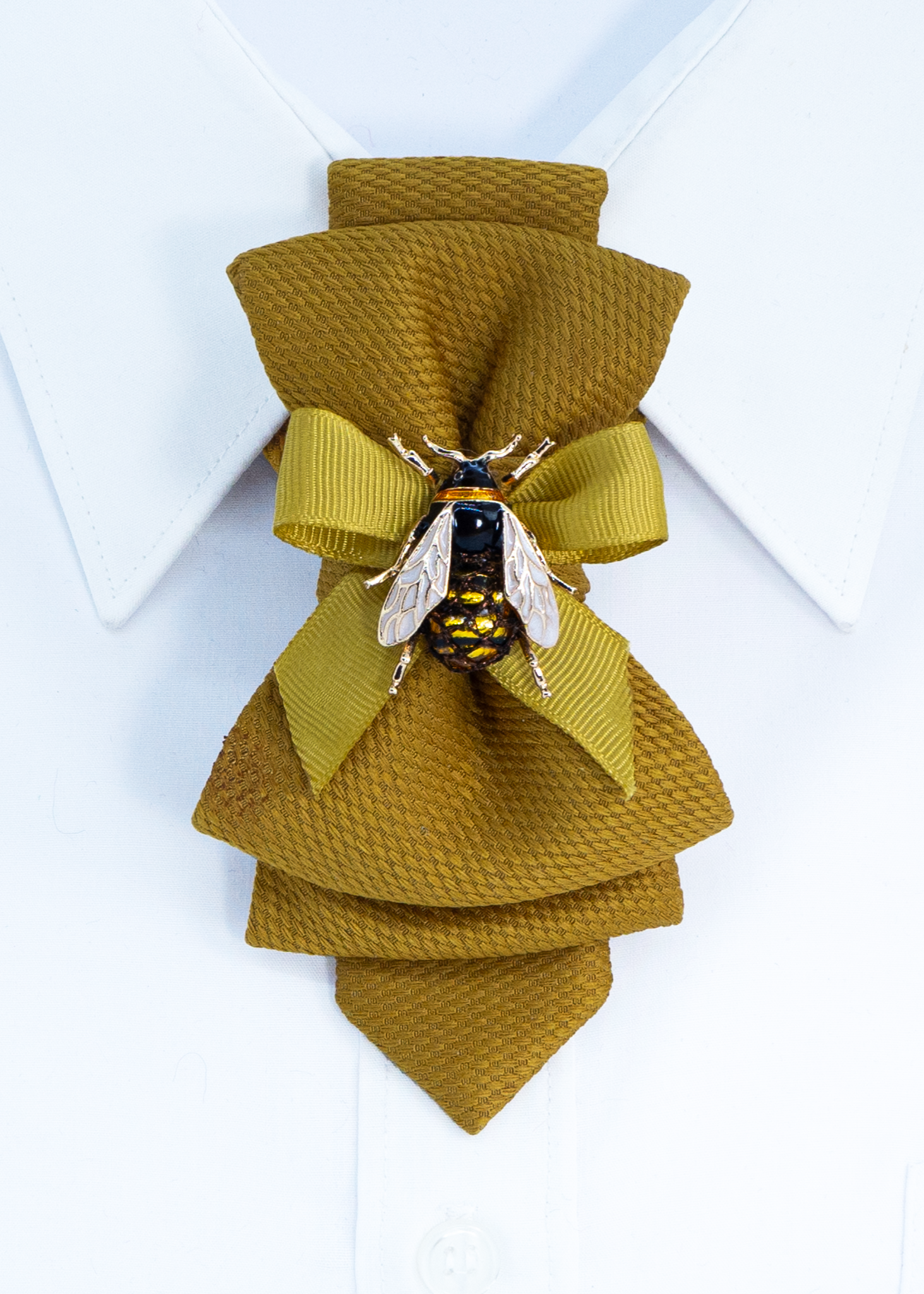 Bow tie
Vertical bow tie
Bee bow tie
Yellow bow tie
Handmade bow tie
Viscose bow tie
Unique bow tie
Novelty bow tie
Statement bow tie
Fashion bow tie
Men's bow tie (if applicable)
Women's bow tie (if applicable)
Unisex bow tie (if applicable)
Style & Design Keywords:

Modern bow tie
Contemporary bow tie
Stylish bow tie
Chic bow tie
Dapper bow tie
Whimsical bow tie
Fun bow tie
Quirky bow tie
Eye-catching bow tie
Dressy bow tie
Casual bow tie (if applicable)
Occasion Keywords:

Wedding bow tie
Party bow tie