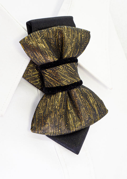 Hopper bow tie Ruty Design Bow Tie Original vertical bow tie Hand made

Bow tie hopper tie, Ruty Design, Bow tie, Vertical hopper hand made tie
 Handmade golden black neck accessory for women, luxury vertical bow tie design, elegant statement necklace alternative, unique creative fashion jewelry, modern artistic neckwear, unisex bold collar piece, evening wear accessory, handmade designer tie necklace, luxury golden a