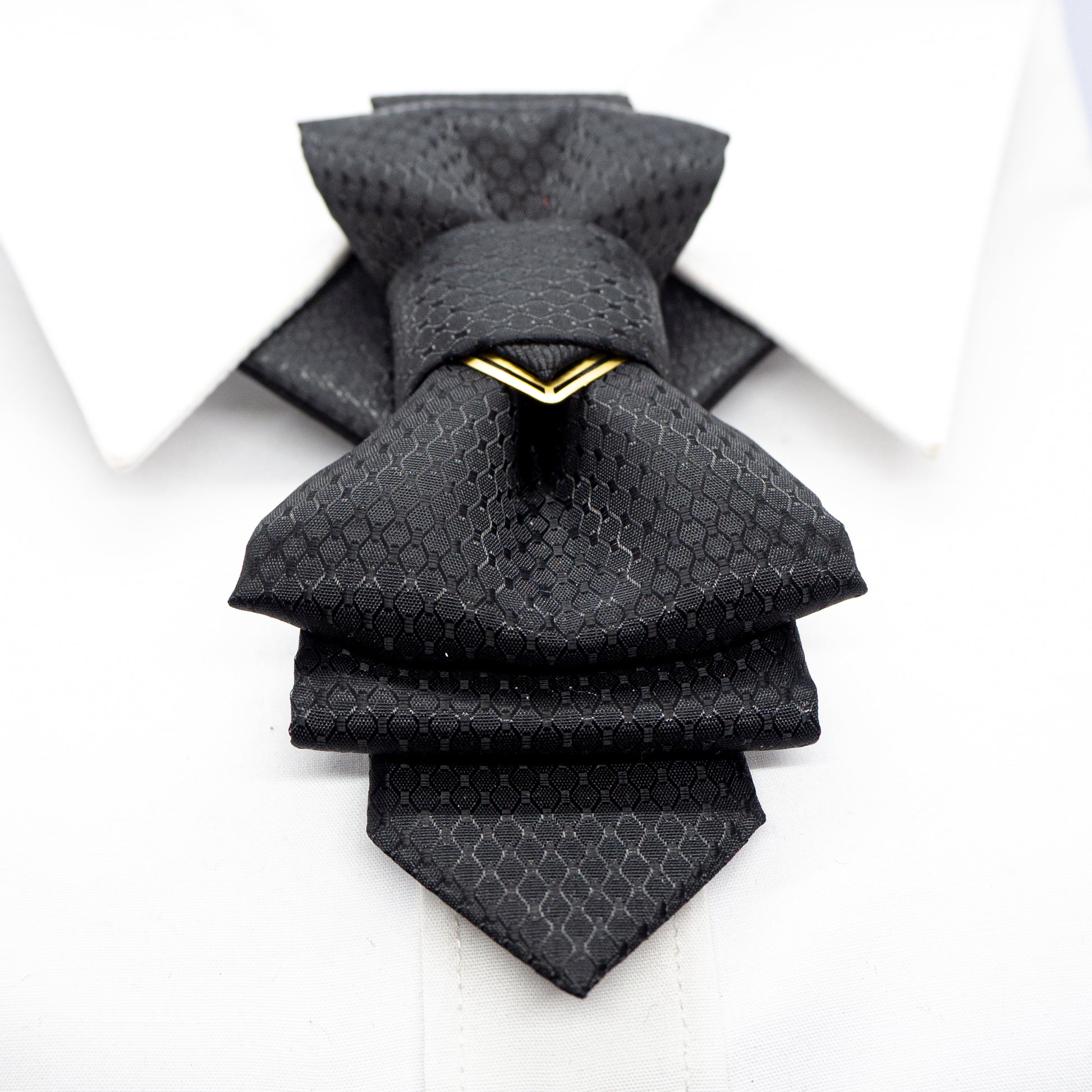 Black wedding bow tie, Necktie for stylish men, Black unique tie created by Rūta Piekurienė
Handmade luxury black bow tie for weddings

Unique artistic black necktie for stylish men

Elegant black wedding bow tie by Rūta Piekurienė

Designer black bow tie for grooms and musicians

High-end handmade black tie for special occasions

Artistic luxury black bow tie for men

Unique wedding bow tie crafted by Rūta Piekurienė

Handmade black necktie for formal elegant looks

Luxury black bow tie for groom and styli