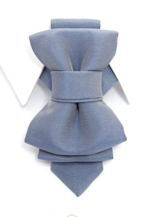 handmade sculptural tie
gray blue necktie
modern wedding tie
artistic fashion accessory
unique tie for men
statement unisex tie
pre-tied designer tie
luxury groom accessory
couture men's neckwear
Ruty Design tie
tie for musicians
elegant tie for women
avant-garde formal tie
creative tie alternative
handmade tie Lithuania
Vestuvinis kaklaraištis