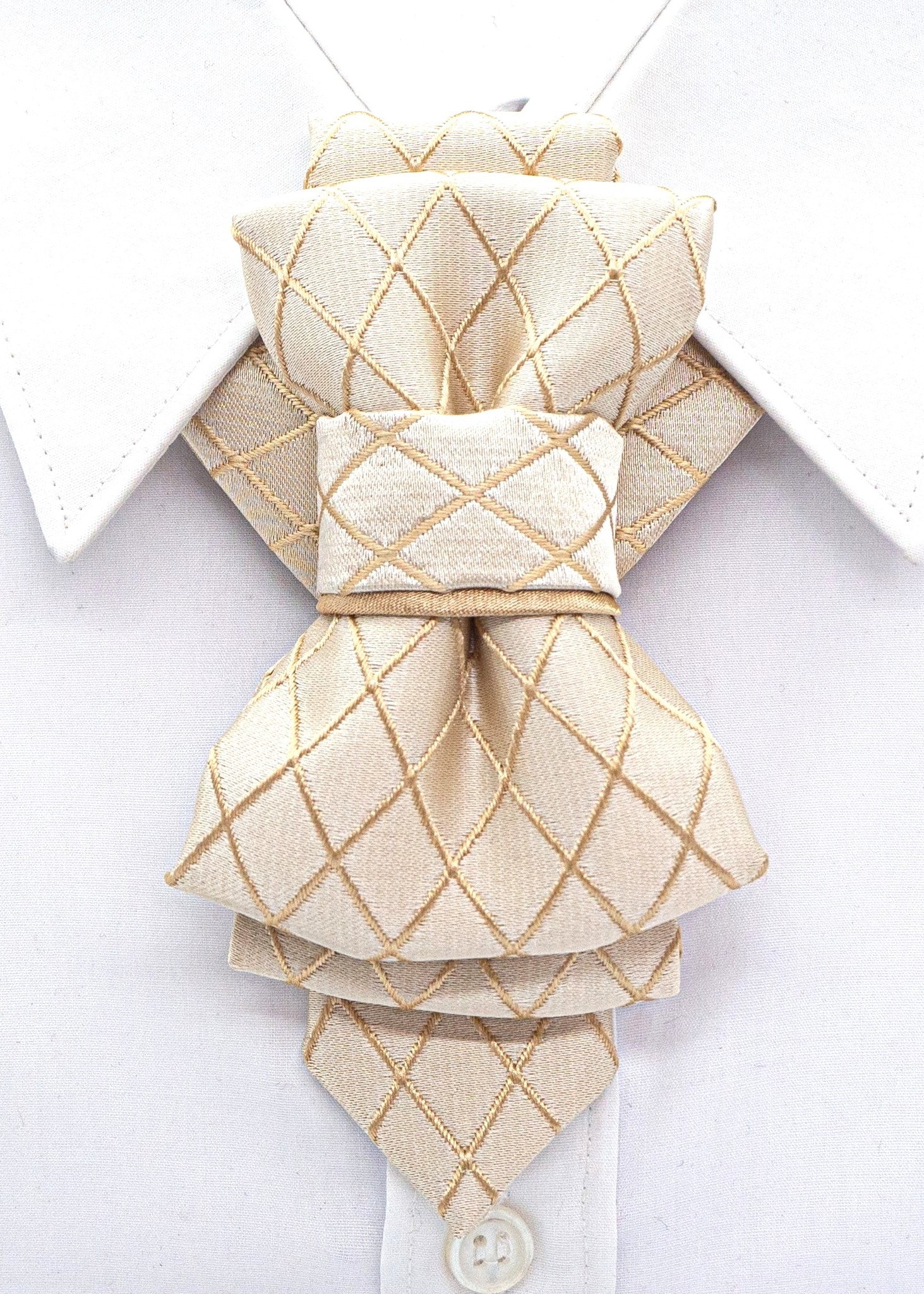 Handmade luxury black bow tie PRINCE

Unique designer bow tie for men and women

Modern unisex formal bow tie with sleek shape

High-end statement bow tie for musicians and performers

Elegant black neck accessory for grooms

Artistic bow tie designed in Lithuania

One-of-a-kind black tie with exclusive silhouette

Formal fashion accessory in luxury gift box

Contemporary bow tie with adjustable strap

Award-winning handmade bow tie for special occasions

Black designer bow tie with minimalist modern shape
