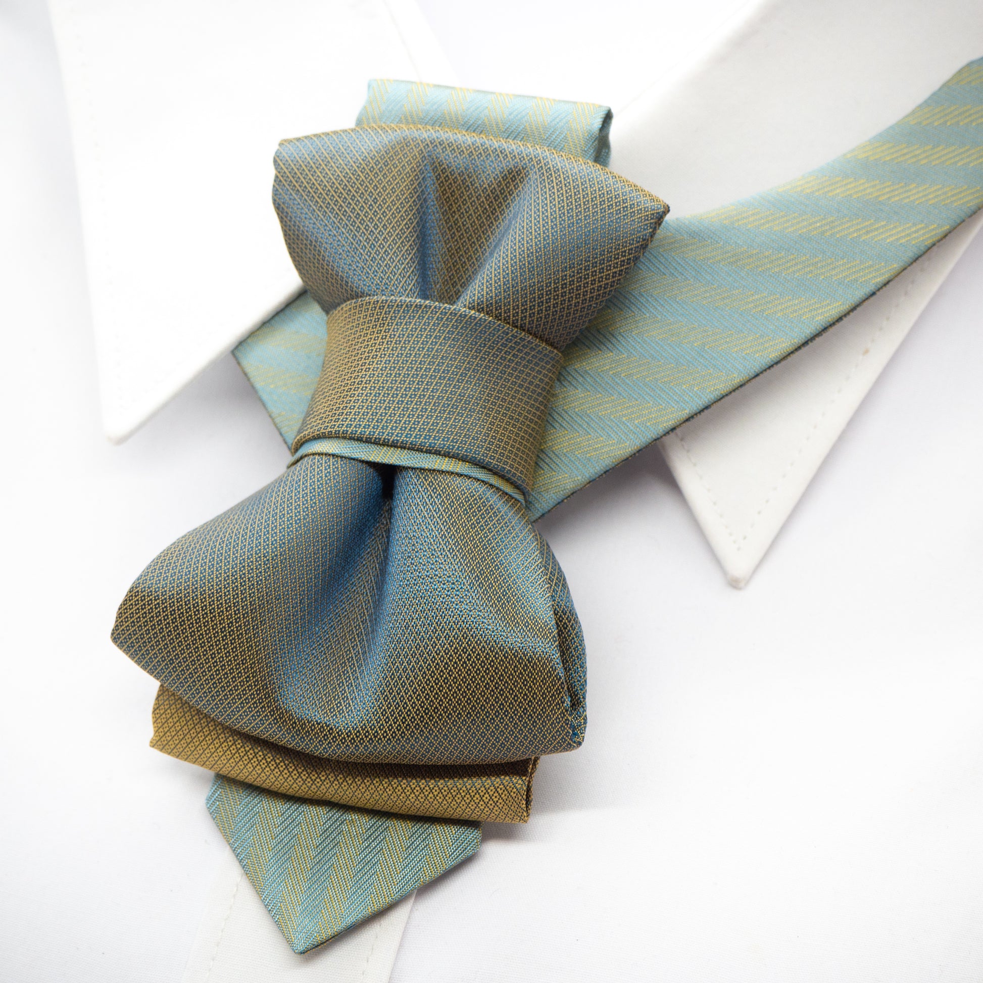 BOW TIE HOPPER TIE wedding bow tie, unique neckties, fashion trends, star ties,  groom tie, wedding tie, men's ties, tie shop, neckties, Gay Weddings
