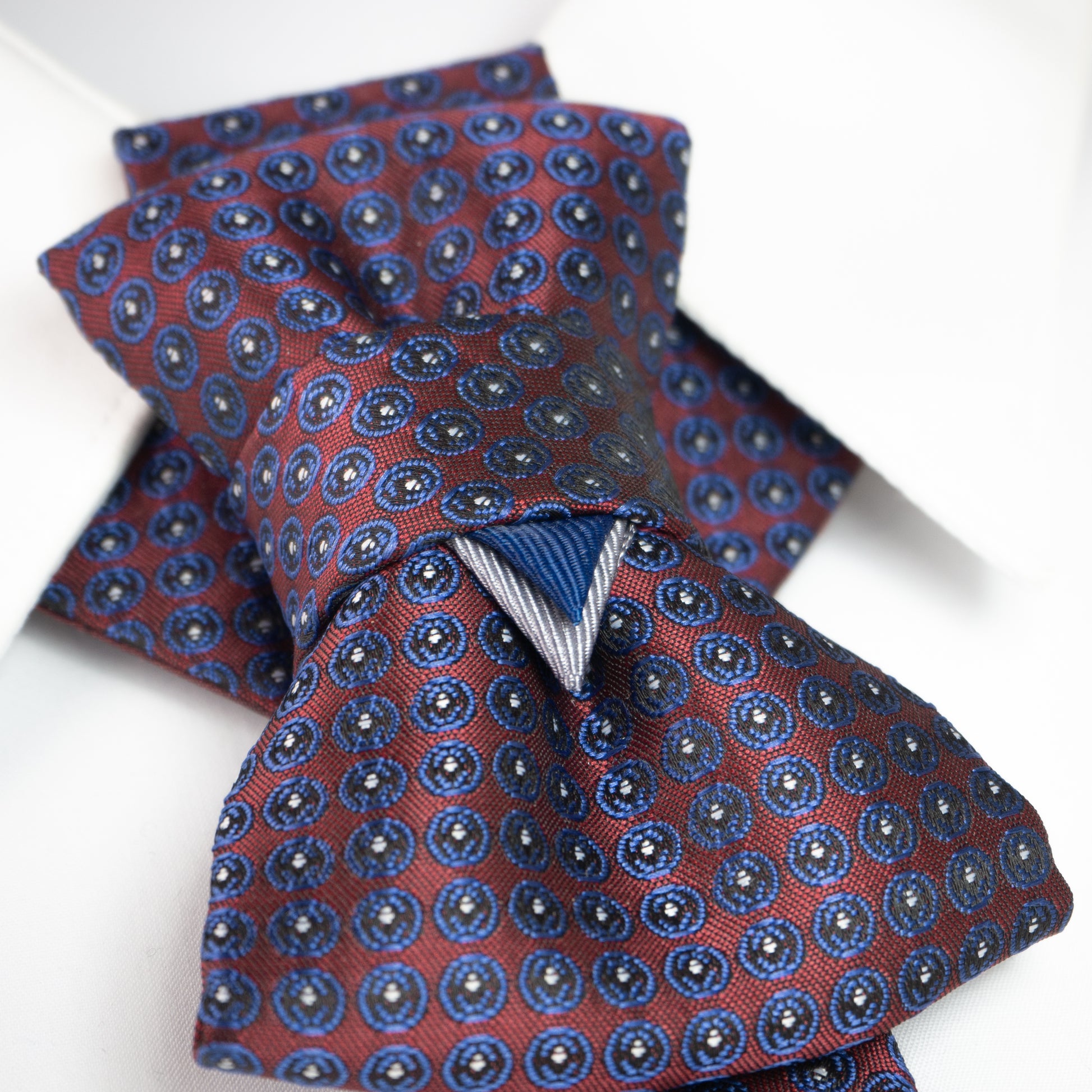 Bow tie hopper tie, Ruty Design, Bow tie, Vertical hopper hand made tie, groom tie, wedding tie, wedding bow tie, Bowtie, papuošalas iš kaklaraiščio, unique design tie, unikali peteliškė