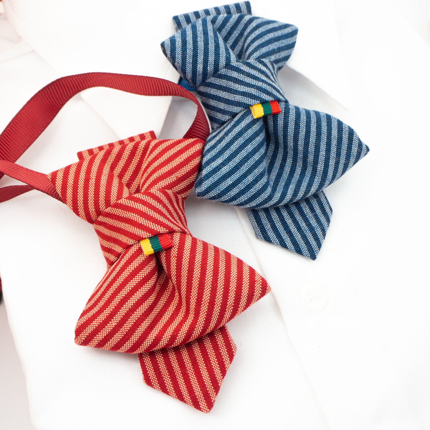 RED AND BLUE CHILDRENS TIE WITH TRICOLOUR FLAG