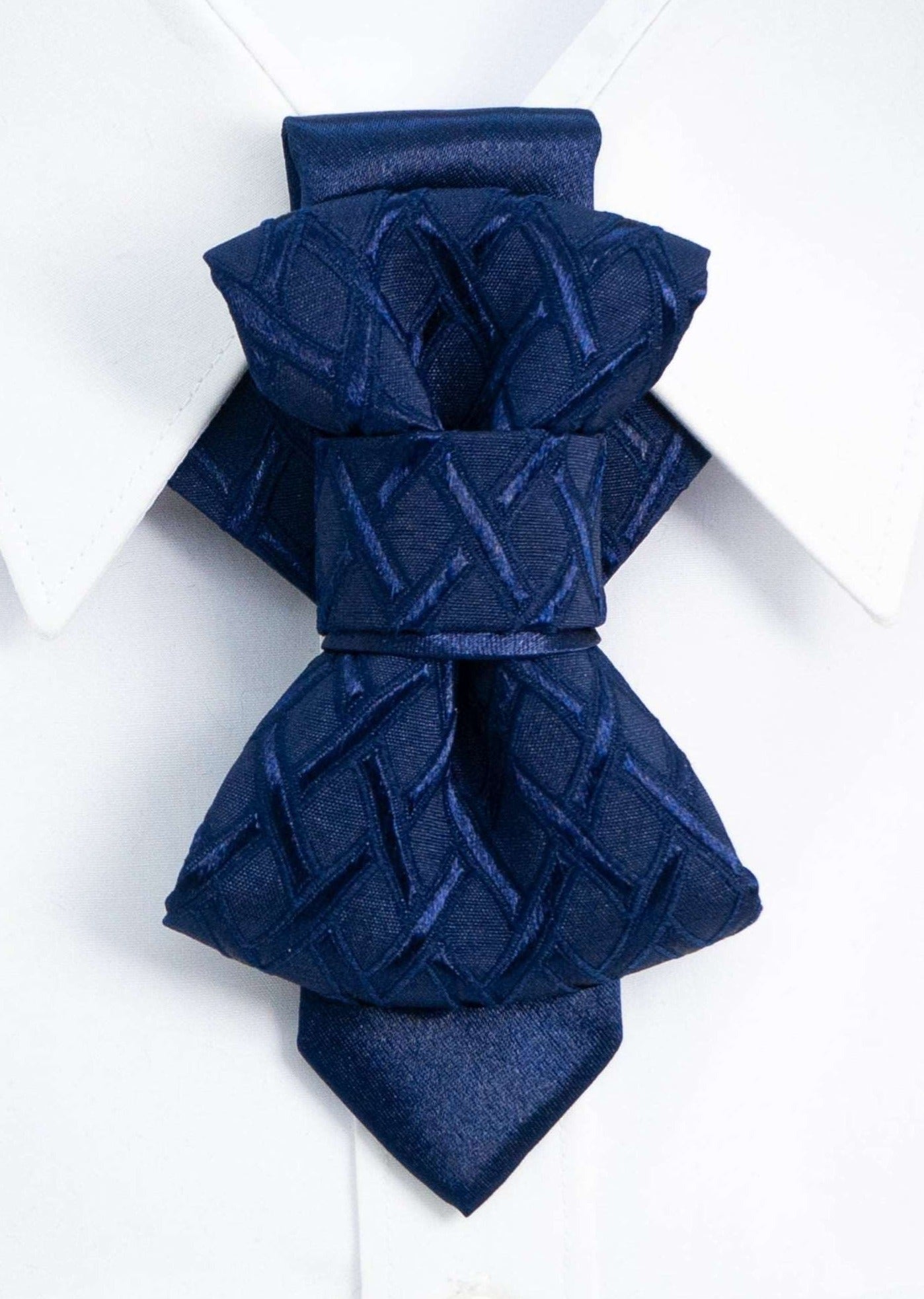 Unique Blue wedding bow tie created by Ruty Design , Vilniaus kaklaraištis, unikali peteliškė