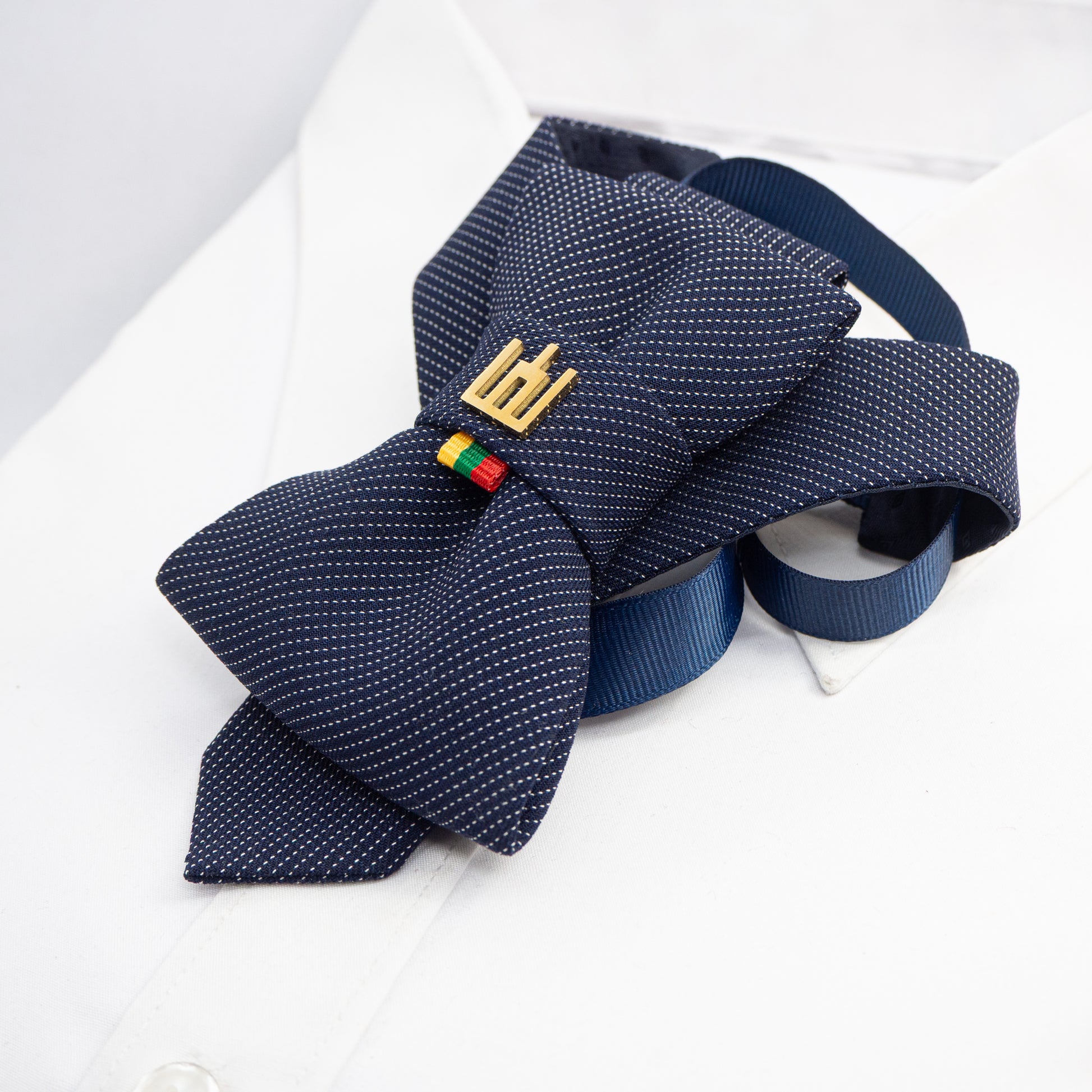 Lithuanian heritage necktie, Gediminas Pillars tie, handmade symbolic tie, Baltic cultural accessory, jabot style neckwear, patriotic men’s fashion, tricolor ribbon necktie, freedom identity tie, elegant historical neckwear, Baltic pride tie, artisan men’s tie, traditional symbol cravat, modern ethnic accessory, small nation support fashion, Mediterranean style tie
