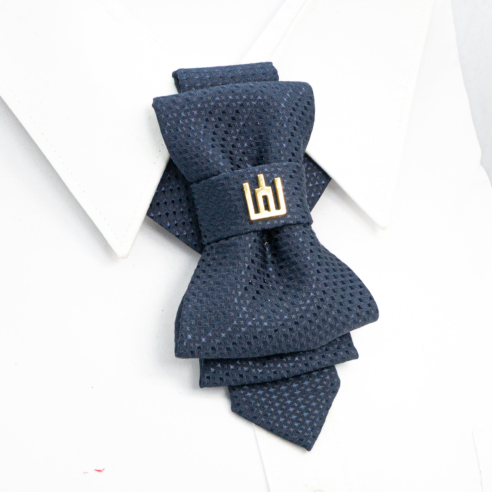 Wedding bow tie "ROMAN", Blue necktie for groom, Blue necktie for gift, Hopper tie "Roman", Kitoks kaklaraištis, kitokia peteliškė, Žiogas, Gediminaičių stulpai, tautinis kaklaraištis