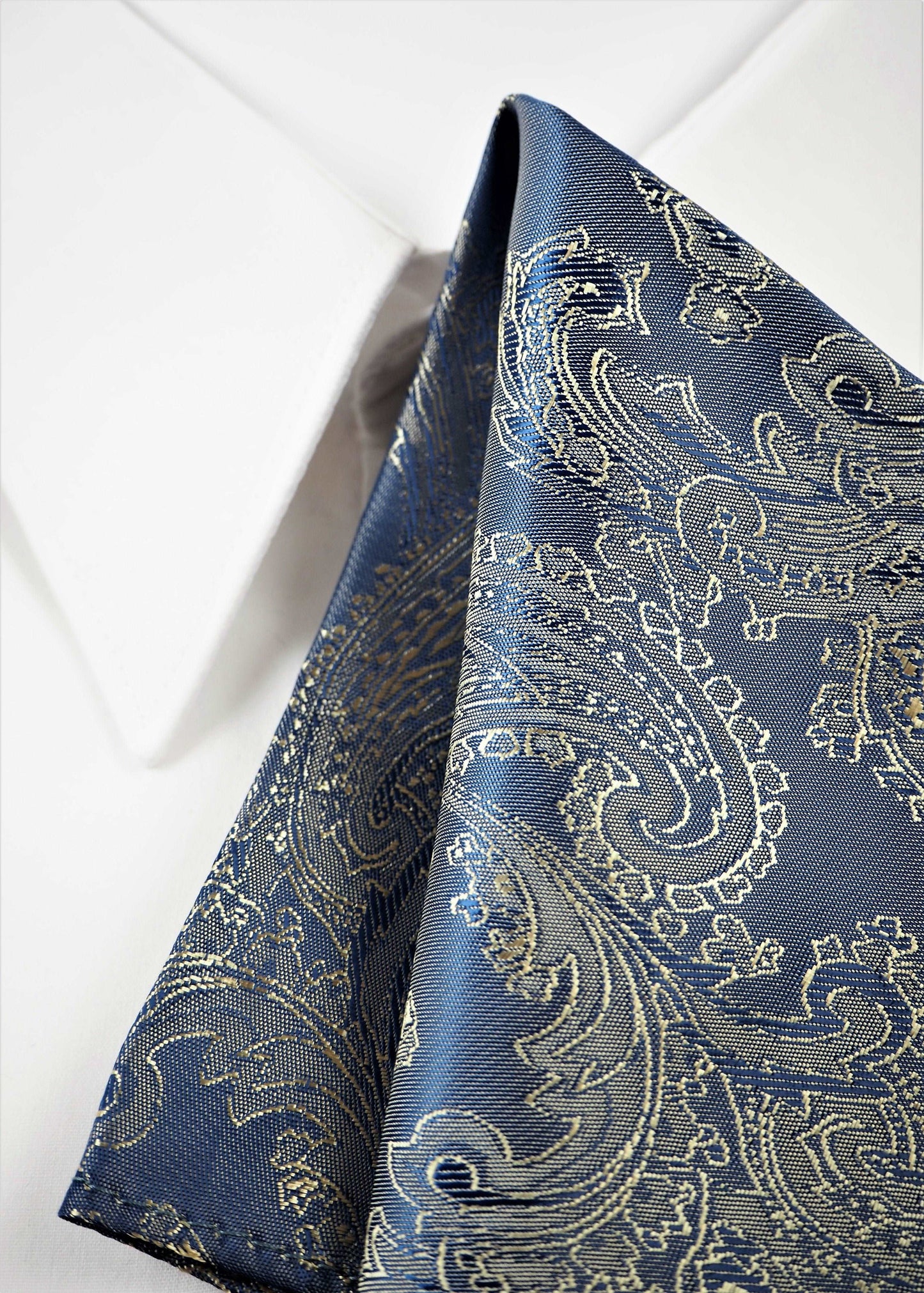 HOPPER BOW TIE AGATE, wedding pocket square
