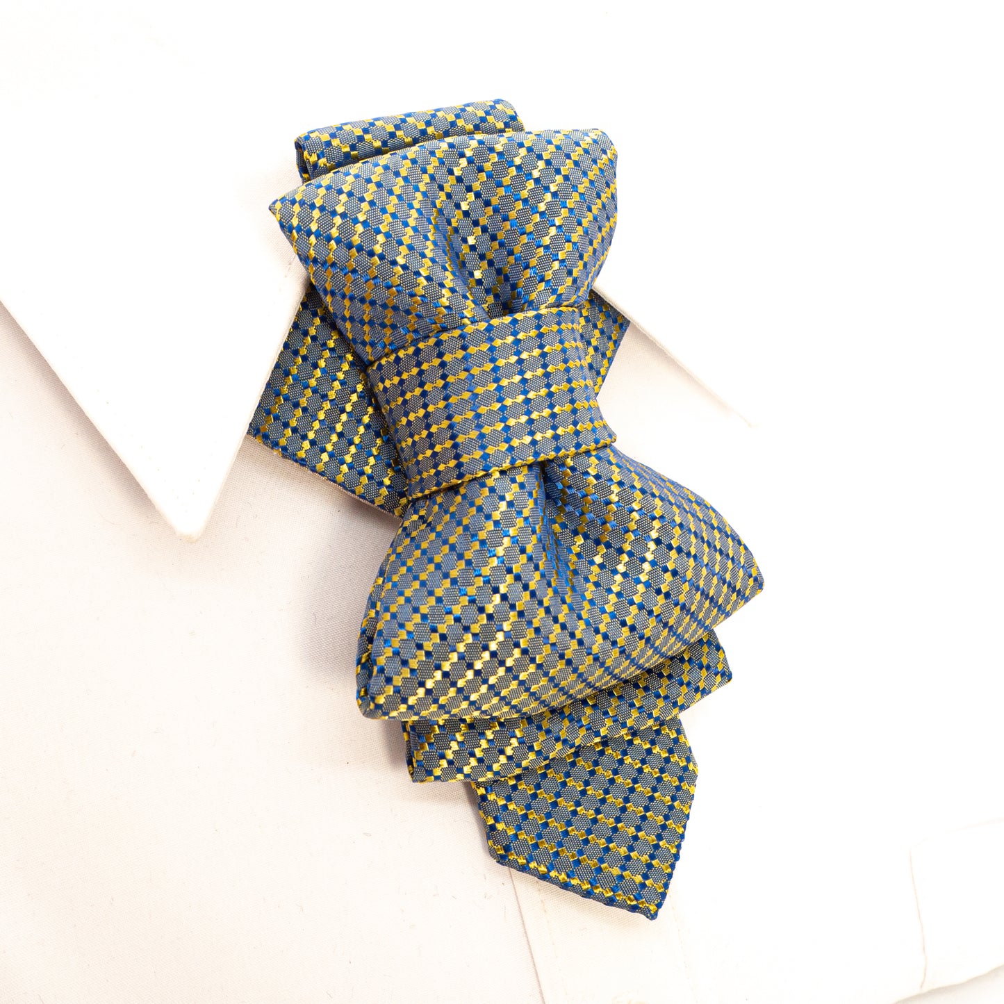 Bow tie hopper tie, Ruty Design tie, Chameleon color necktie for weddings Vertical hopper hand made tie, groom tie, yellow wedding tie for men, Tie for the wedding suite, Vilnius bow tie, Lithuanian bow tie, wedding elegant bow tie, keista peteliškė, nematytas kaklaraištis