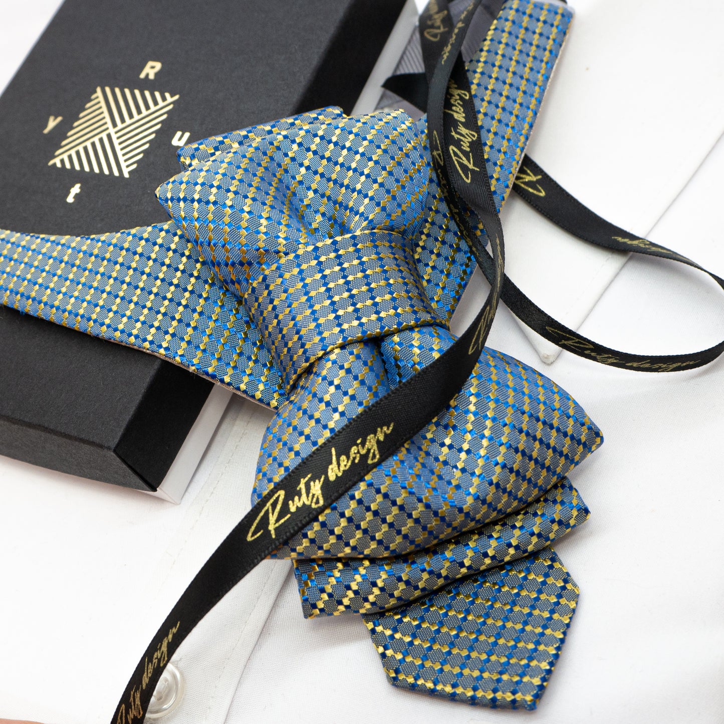 NECKTIE "DREAM"