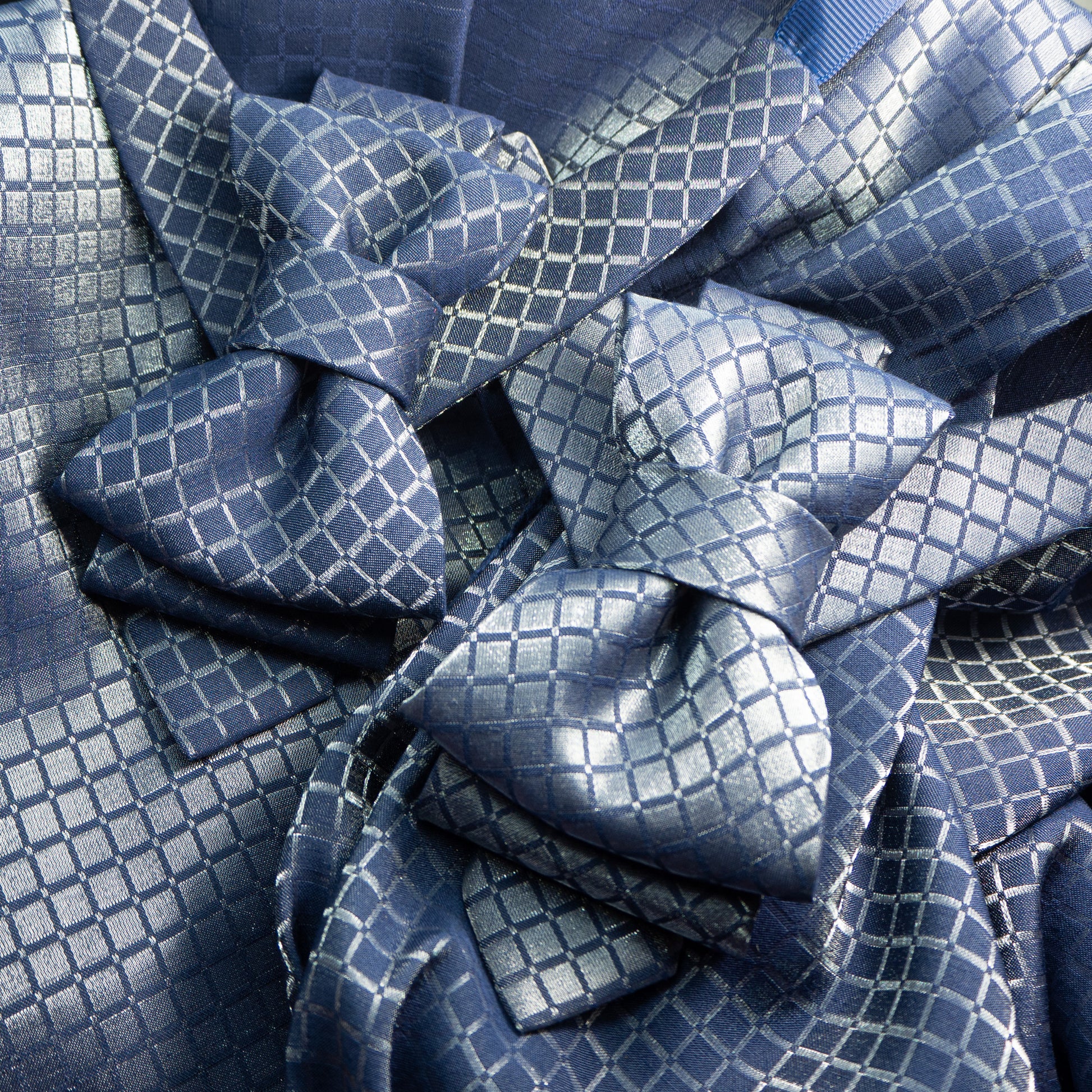 Blue Tie for casual weddings
Tie for formal weddings
Modern wedding accessory
Tie for themed weddings
Handmade short tie
Sustainable wedding tie
Luxury tie for weddings
High-quality wedding tie
Blue Bohemian wedding tie
Handcrafted tie