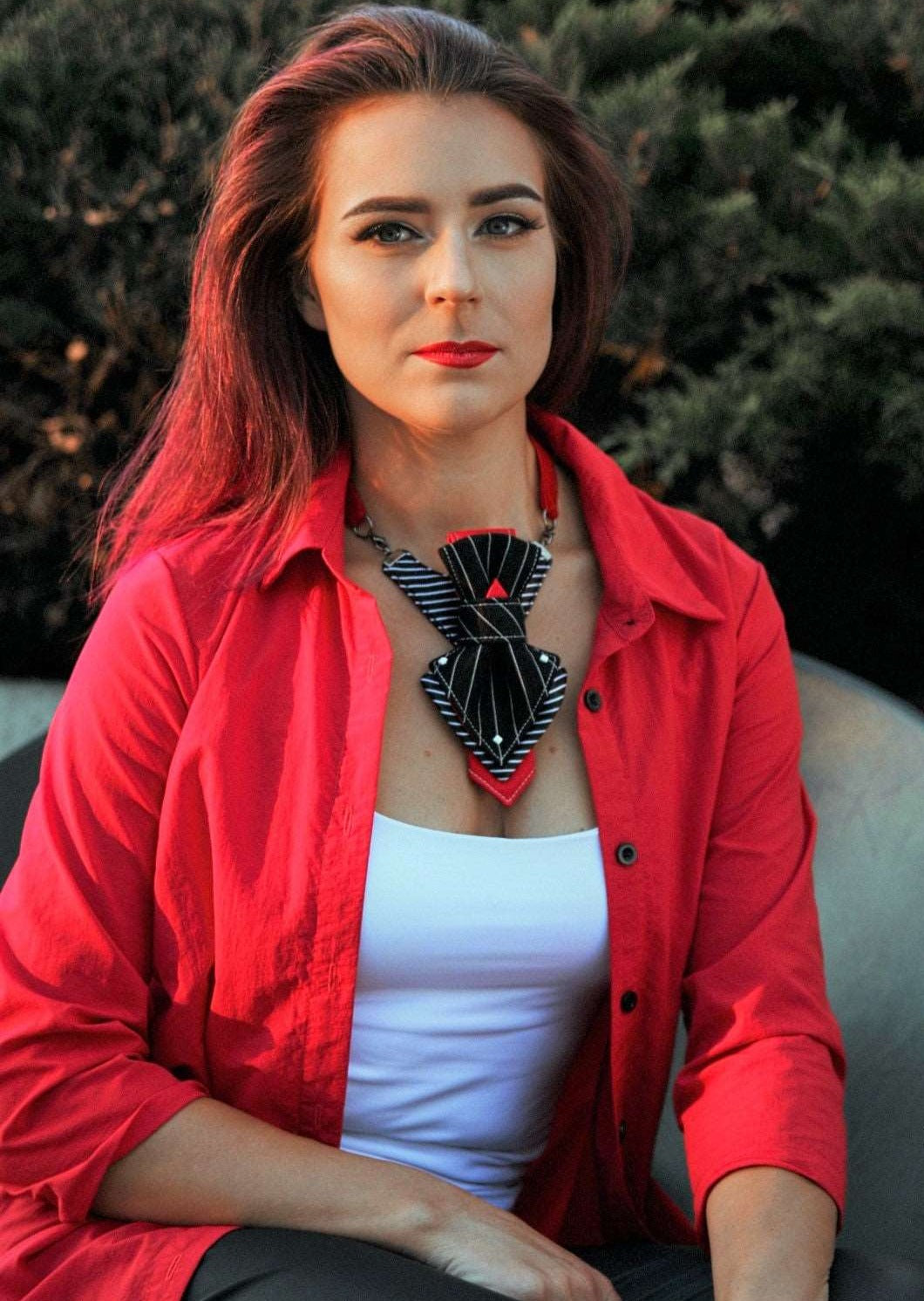 HOPPER TIE ACCORD FOR LADIES, Bow tie hopper tie, Created by Ruty Design, ties for the couple, Vertical hopper hand made ties, HOPPER TIE ACCORD, ladies necktie, bow tie for women, girls tie