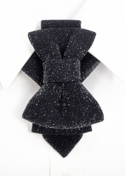 Unique wedding tie
Short wedding tie
Creative tie for weddings
Designer wedding tie
Unisex wedding tie
Minimalist wedding tie
Artistic wedding tie
Custom wedding tie
Fashion-forward wedding tie
Unique tie for special occasions