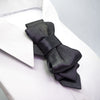 grey wedding bow tie by ruty design, unique tie for wedding, vertical bow tie, vestuvių kaklaraištis, kaklaraištis peteliškė, vilniaus varlytė vestuvėms