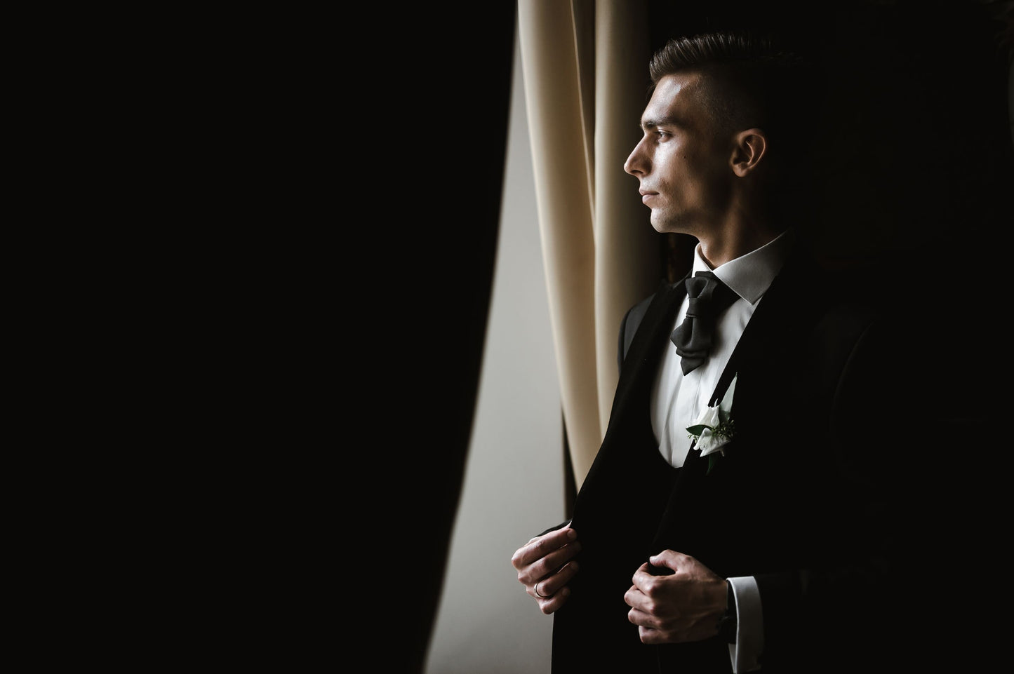 black wedding hopper tie, Different bow tie, Kitoks kaklaraištis, wedding bow tie unique design, Kitoks vestuvių kaklaraištis, vestuvinis kaklaraištis, kitokia peteliškė,  kaklaraištis vestuvėms