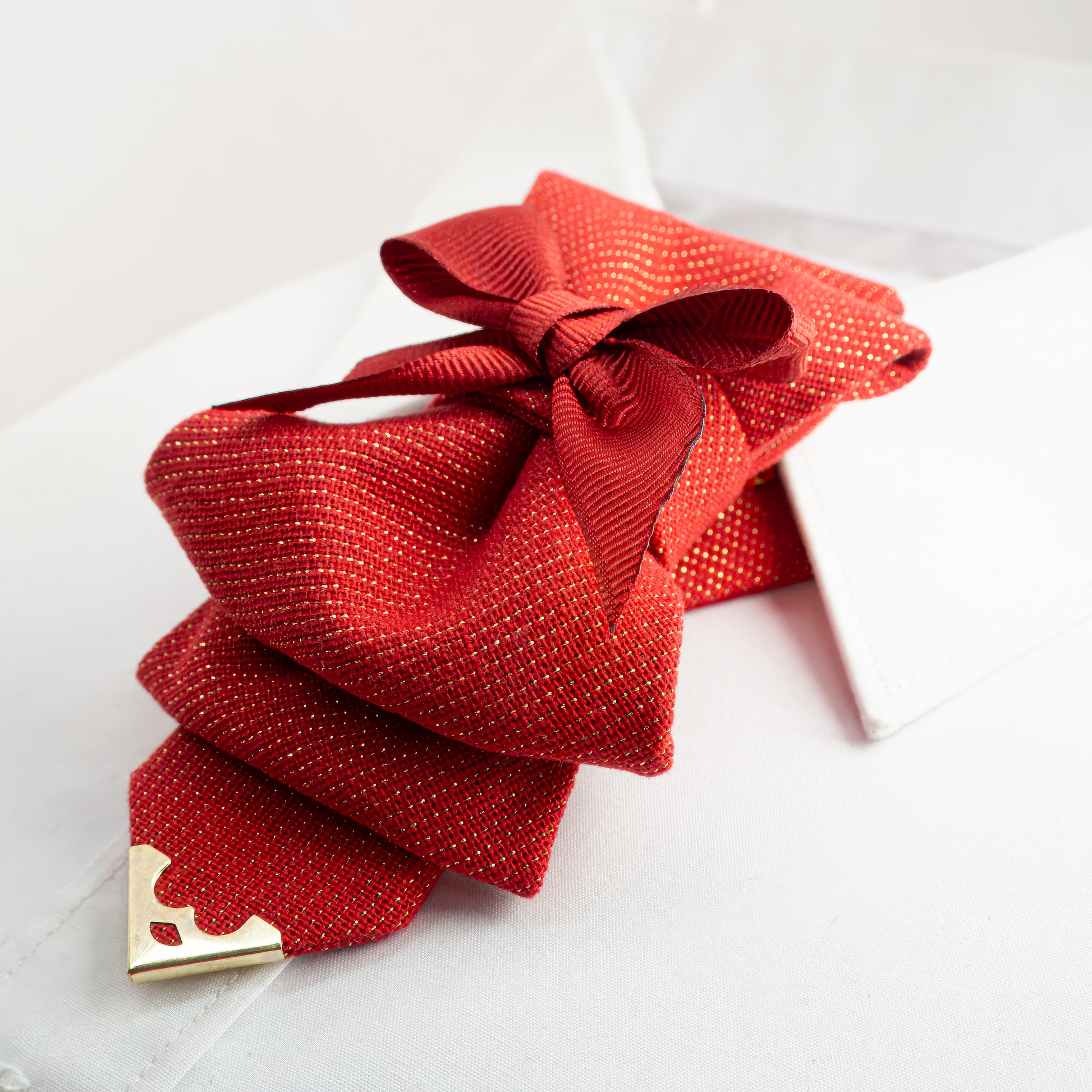 Vertical bow tie
Red bow tie
Unique bow tie
Handmade bow tie
Luxury bow tie
Statement bow tie
Unisex bow tie
Modern bow tie
Fashion bow tie
Elegant bow tie
Designer bow tie
Wedding bow tie
Groom bow tie
Stage performer bow tie
Musician bow tie
TV host bow tie
Red necktie
Bold bow tie
High-quality bow tie
Artistic bow tie
Rowan bow tie
Red vertical tie
Avant-garde bow tie
Red fashion accessory
Handmade men's accessory
Unique wedding accessory