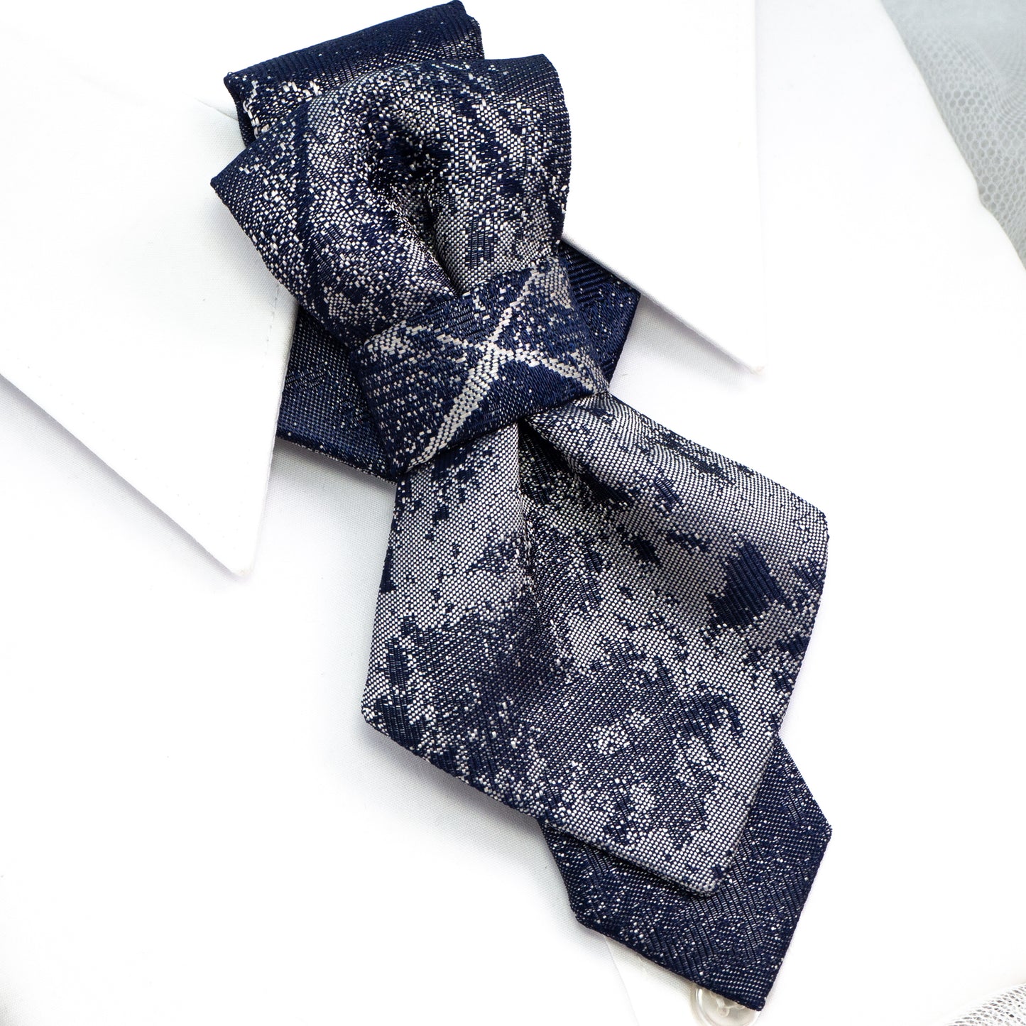 Grey Bow tie, Vertical hopper hand made tie Original design, Grooms bow tie, Tie gift for stylish men, Pre-Tied Bow Ties for Men, unique gifts for elegant men,  Wedding Cravat, Men's Cravat, gay wedding, same-sex wedding, new style bow tie, Wedding bow tie. Grey wedding necktie, Vestuvinis kaklaraištis