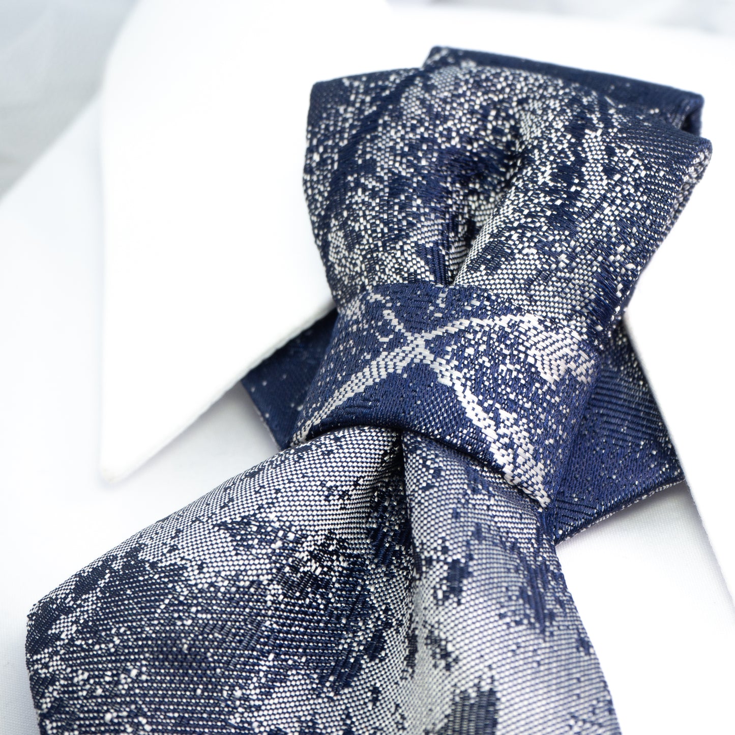 Grey Bow tie, Vertical hopper hand made tie Original design, Grooms bow tie, Tie gift for stylish men, Pre-Tied Bow Ties for Men, unique gifts for elegant men,  Wedding Cravat, Men's Cravat, gay wedding, same-sex wedding, new style bow tie, Wedding bow tie. Grey wedding necktie, Vestuvinis kaklaraištis