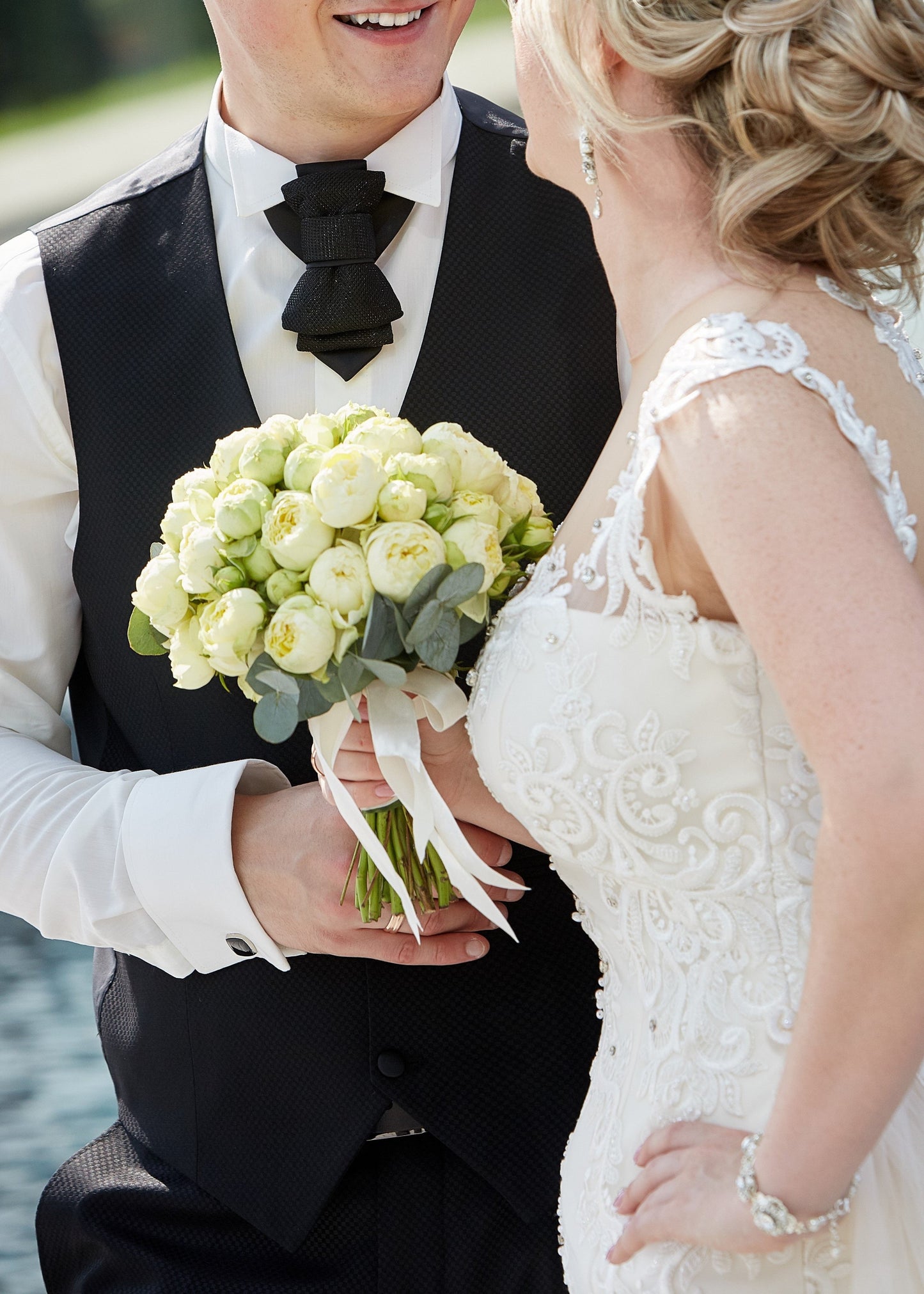 HOPPER TIE THE BLACK SHINING, High-quality handmade bow ties Original design bow ties, Wedding bow ties e-shop, Designer bow ties for weddings, Handcrafted bow ties for grooms, Unique wedding accessories Handmade bow ties for men, Original bow ties for groomsmen, Custom wedding bow ties