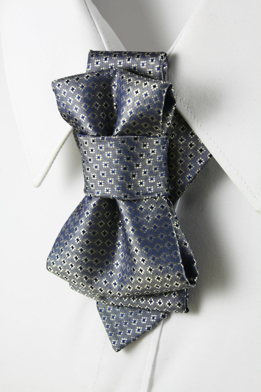 Bow Tie, Tie for wedding suite THE GLOW hopper tie Bow tie, Best bow tie,  Christmas gifts for men, gift ideas for men, unusual gifts for men, Christmas presents for him, Groom tie, Wedding tie, elegant wedding tie, gray bow tie, unique bow tie,	Wedding bow tie, elegant tie, Gray wedding bow tie, Tie for wedding, unique design tie,   Groom Ascot, Groom Cravat, wedding tie, christening bow tie, Strange bow tie, 	Ruty tie, special tie for wedding