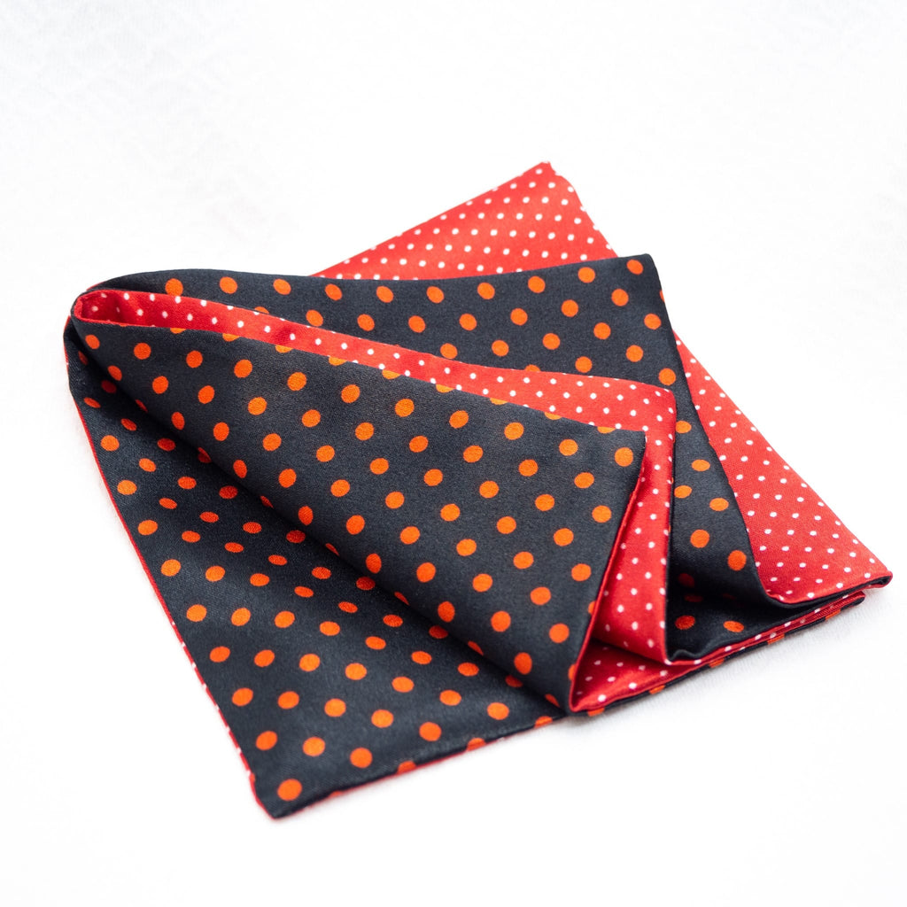 Pocket square "Red and dotted"