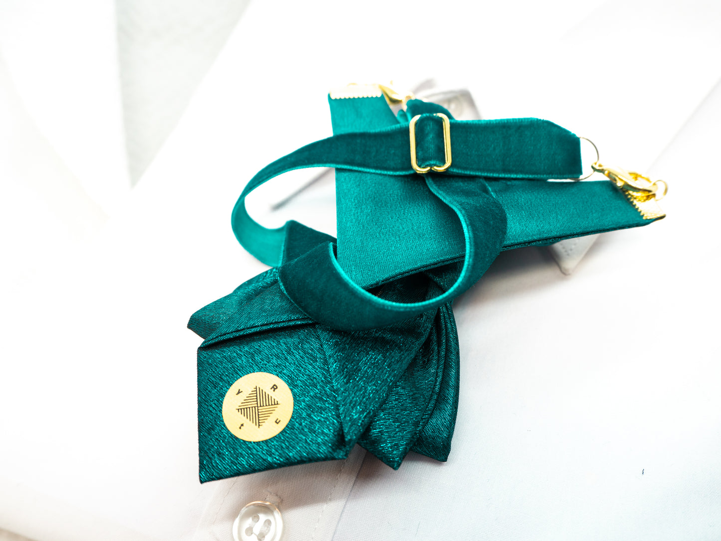 Bow tie hopper tie, Ruty Design, Bow tie, Vertical hopper hand made tie Original design, neckties, high-end fashion, fashion trends, star ties, Women's Latest Fashion, womens tie