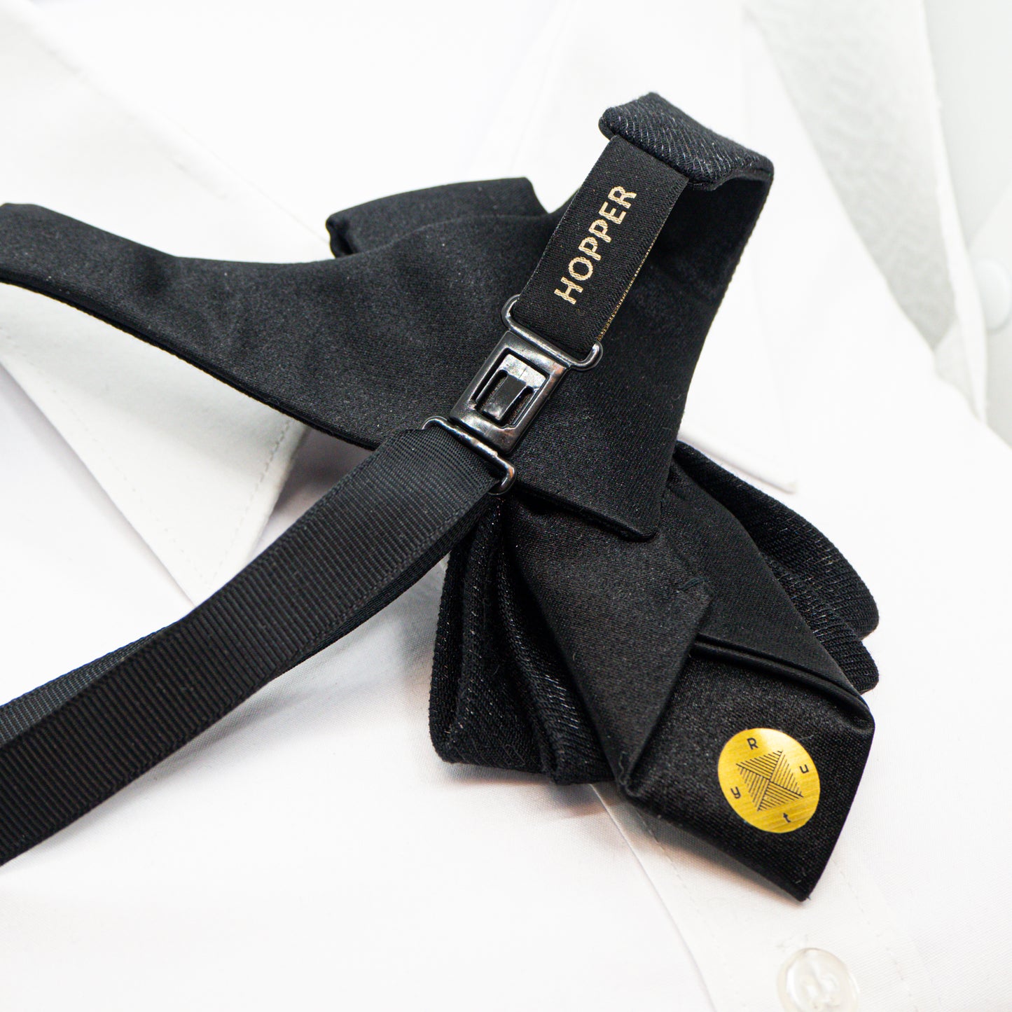 HOPPER TIE "THE BLACK SHINING"