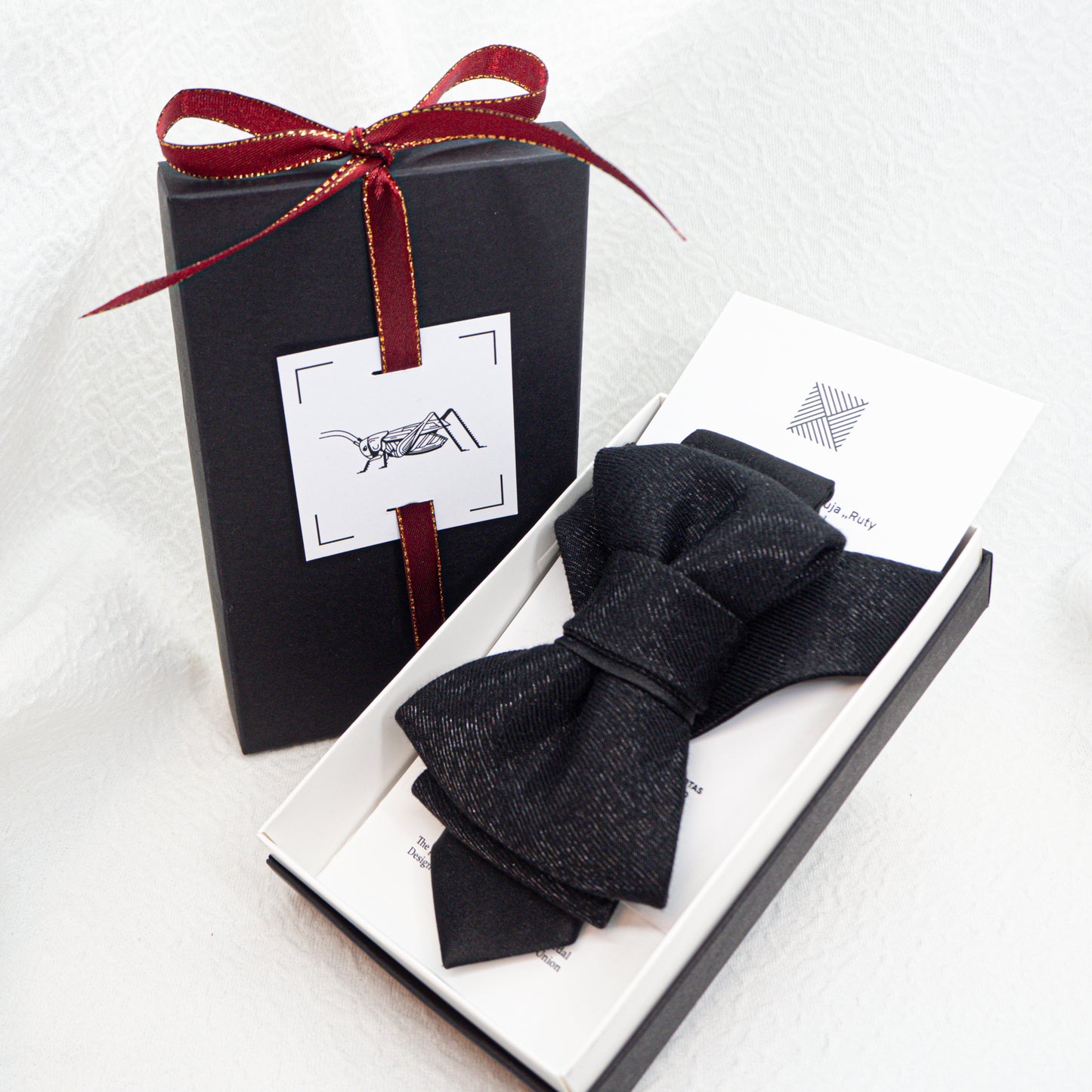 HOPPER TIE "THE BLACK SHINING"