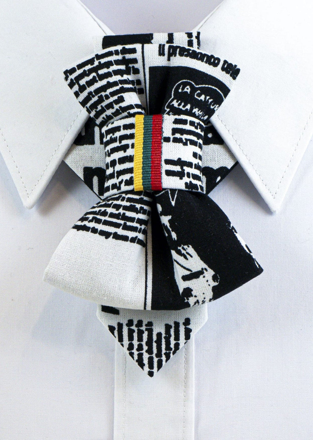 Unique pretied bow tie fow wedding and other memorable moments created by Ruty Design