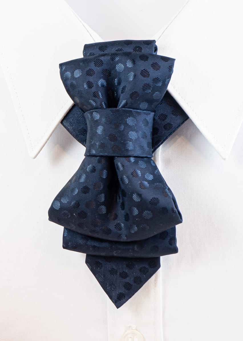 HOPPER TIE THE DARK CHAMPAGNE created by Ruty Design, Hopper tie, Bow tie, Tie, Bow tie hopper tie, Ruty Design, Vertical hopper handmade tie, Luxury men's accessory, Elegant blue bow tie, Unique formal tie, Designer neckwear, Handmade unisex tie, Special occasion tie, Modern bow tie design, Statement men's fashion accessory, Gift for him, Formal wear tie, Wedding bow tie, Fashion necktie
