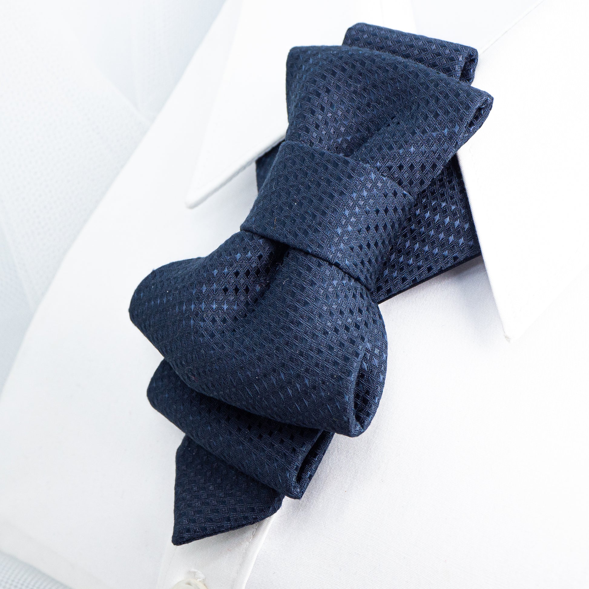 Wedding bow tie "ROMAN", Blue necktie for groom, Blue necktie for gift, Hopper tie "Roman", Kitoks kaklaraištis, kitokia peteliškė