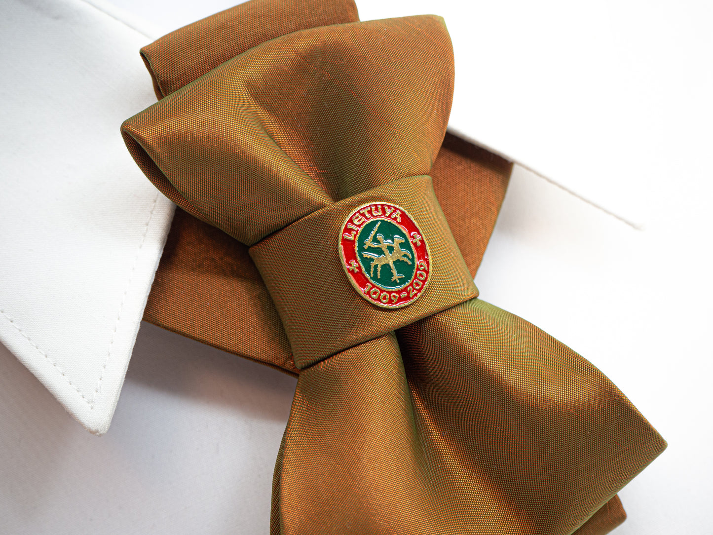 Designer bow ties,Handmade bow ties,Fashion bow ties,Statement bow ties,Creative bow ties,Stylish bow ties,Trendy bow ties,Colorful bow ties,Bold bow ties,Funky bow ties,Artistic bow ties,Whimsical bow ties,Vintage bow ties,Patterned bow ties,Printed bow ties,Embroidered bow ties,Personalized bow ties,Formal bow ties,Casual bow ties