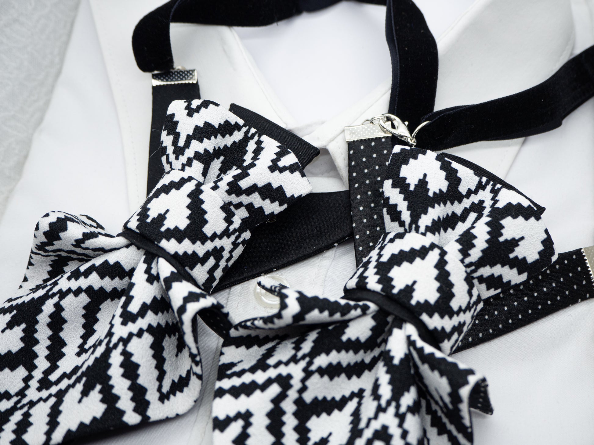 LADIES BOW TIE, Necktie for women, black and white tie for lady lack and white patterned fabric necklace, geometric design necktie, textile statement jewelry, modern neck accessory, unique fabric neckwear, monochrome patterned tie, fashion fabric necklace, handmade textile jewelry, bold geometric neckpiece, graphic pattern neck accessory, contemporary fabric design