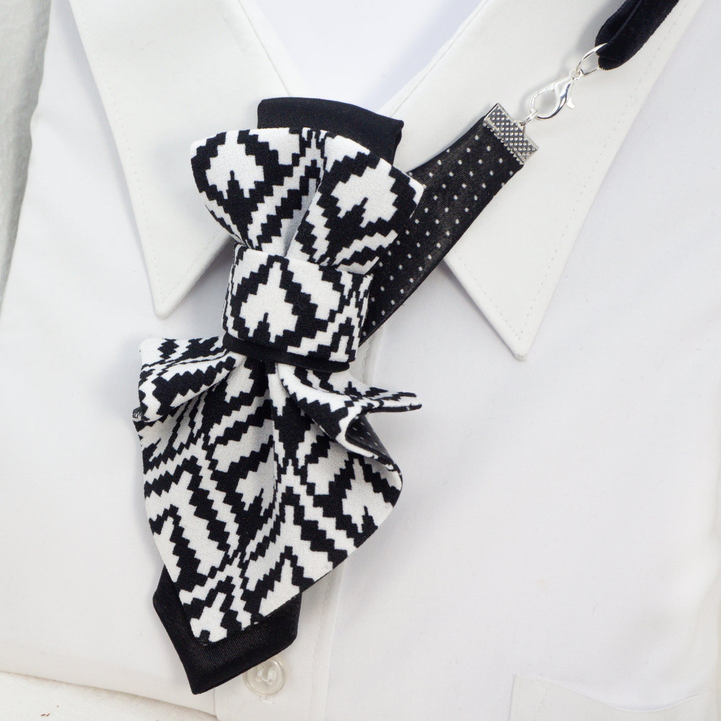 LADIES BOW TIE, Necktie for women, black and white tie for lady lack and white patterned fabric necklace, geometric design necktie, textile statement jewelry, modern neck accessory, unique fabric neckwear, monochrome patterned tie, fashion fabric necklace, handmade textile jewelry, bold geometric neckpiece, graphic pattern neck accessory, contemporary fabric design