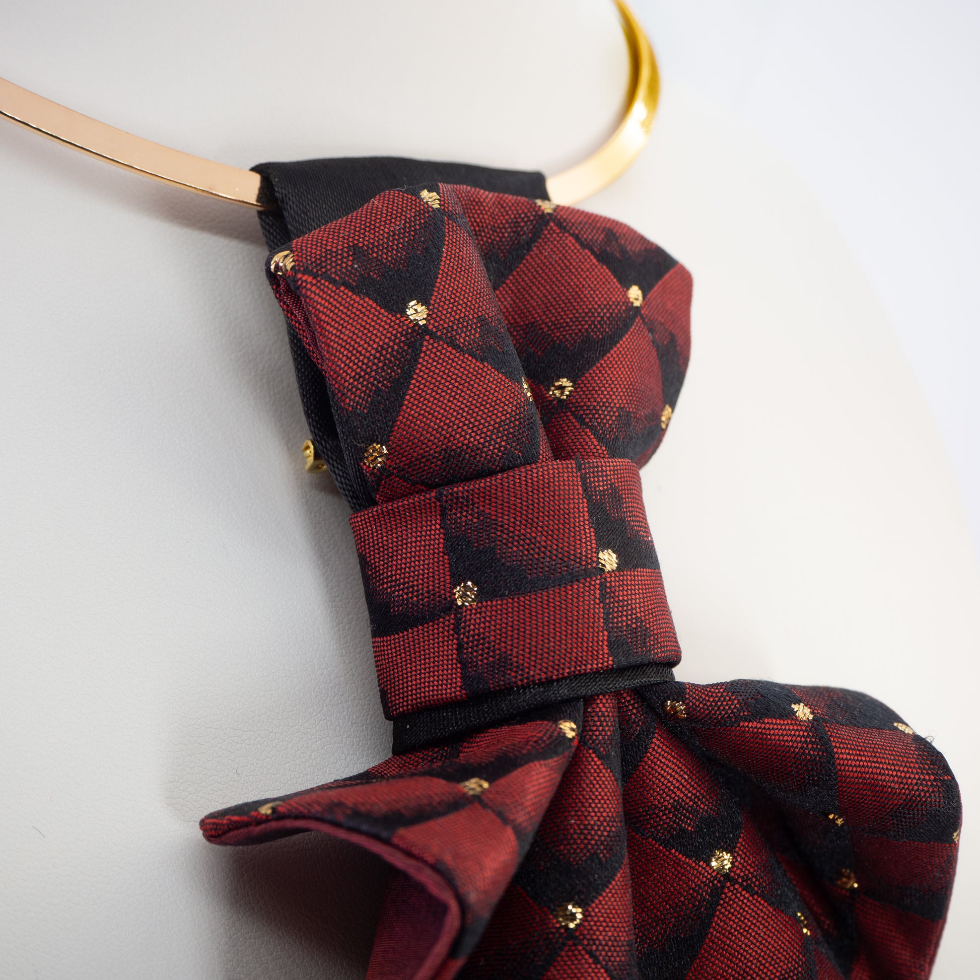 bordo Jabot necktie for women  Burgundy diamond necktie, modern jabot, red jabot necktie for women, unique bow tie for ladies, femme evening neckwear accessory, stylish neckwear for women, luxury handmade women’s tie, artistic women’s neck accessory, elegant statement necktie, designer jabot for special occasions, feminine formal neckwear, original artisan necktie, handmade fashion jabot bow, baroque-style women’s jabot, fashionable women's cravat
