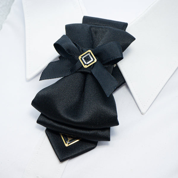 Tie for women, Womens bow tie, Womens elegant tie,  Hopper tie for women, Femme necktie
