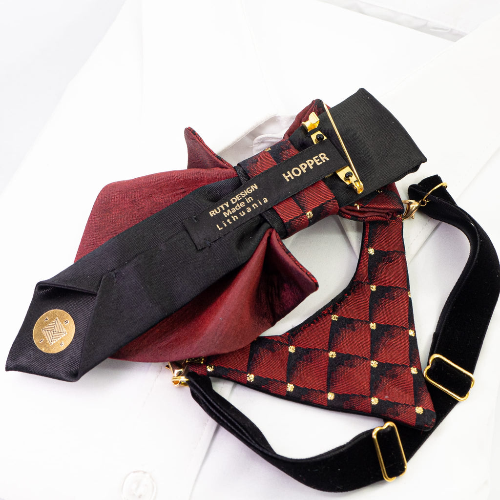 bordo Jabot necktie for women  Burgundy diamond necktie, modern jabot, red jabot necktie for women, unique bow tie for ladies, femme evening neckwear accessory, stylish neckwear for women, luxury handmade women’s tie, artistic women’s neck accessory, elegant statement necktie, designer jabot for special occasions, feminine formal neckwear, original artisan necktie, handmade fashion jabot bow, baroque-style women’s jabot, fashionable women's cravat