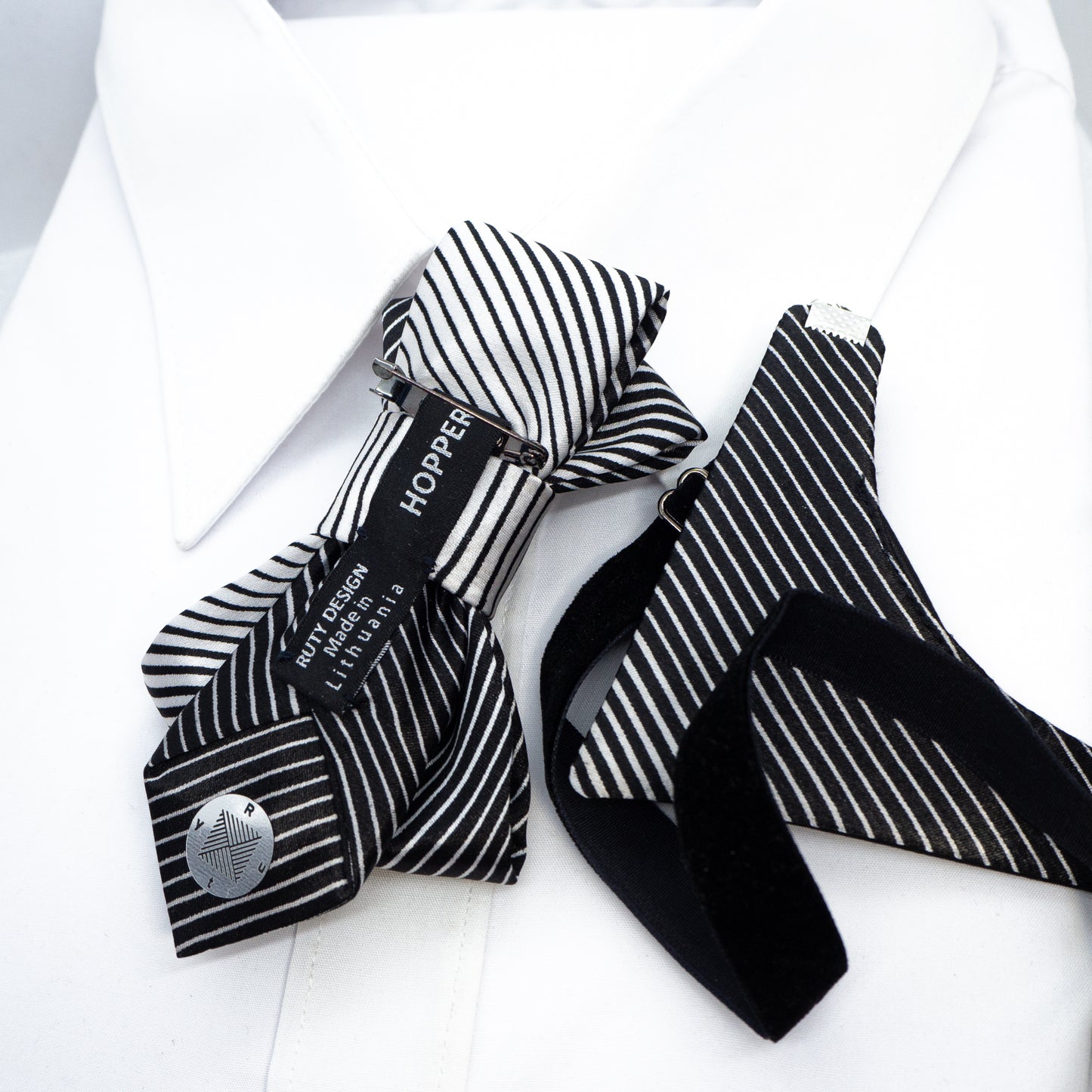 Bow tie with black and white strips, Elegant necktie, Hopper tie black and white