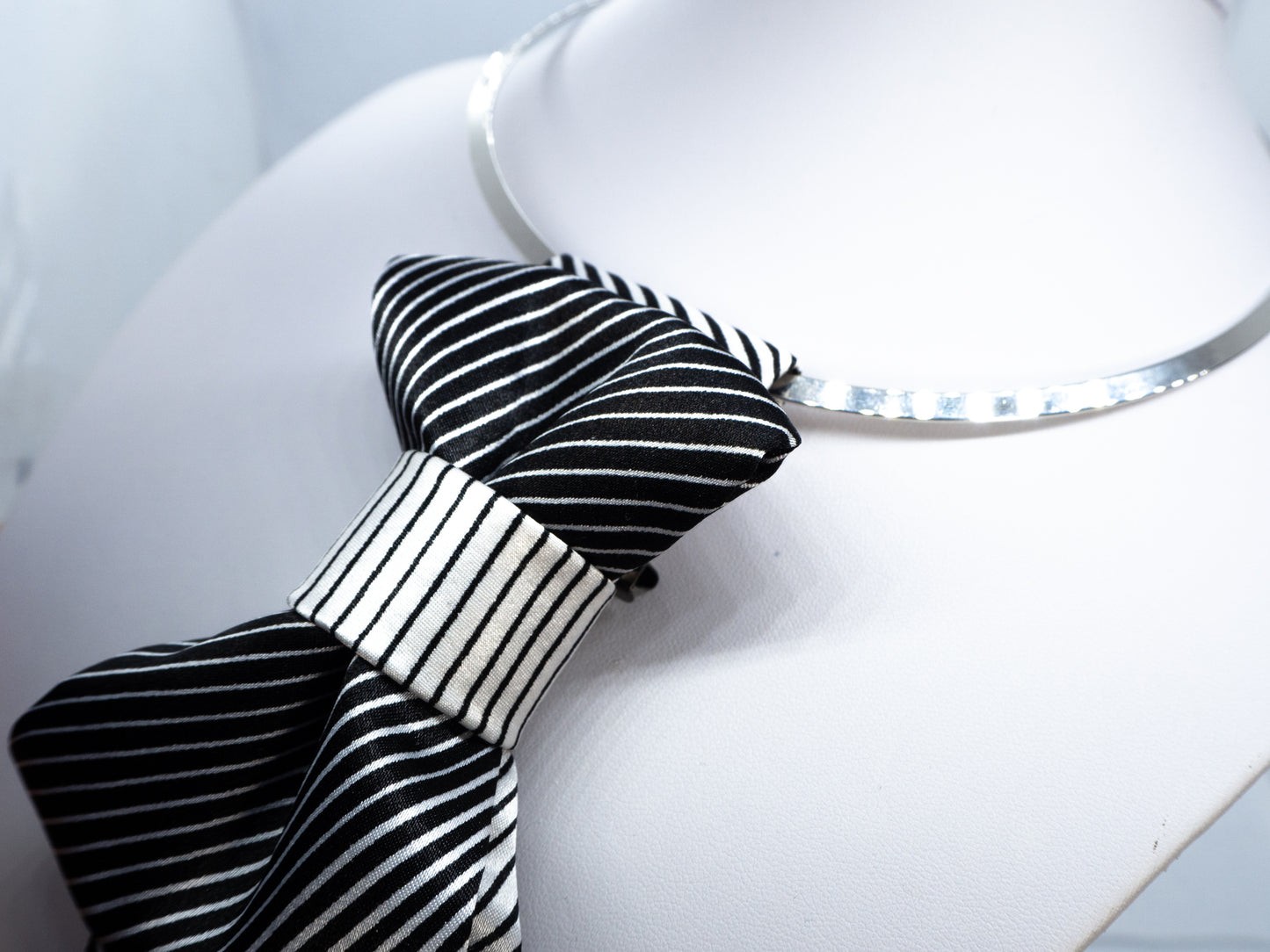 Bow tie with black and white strips, Elegant necktie, Hopper tie black and white with metal hook