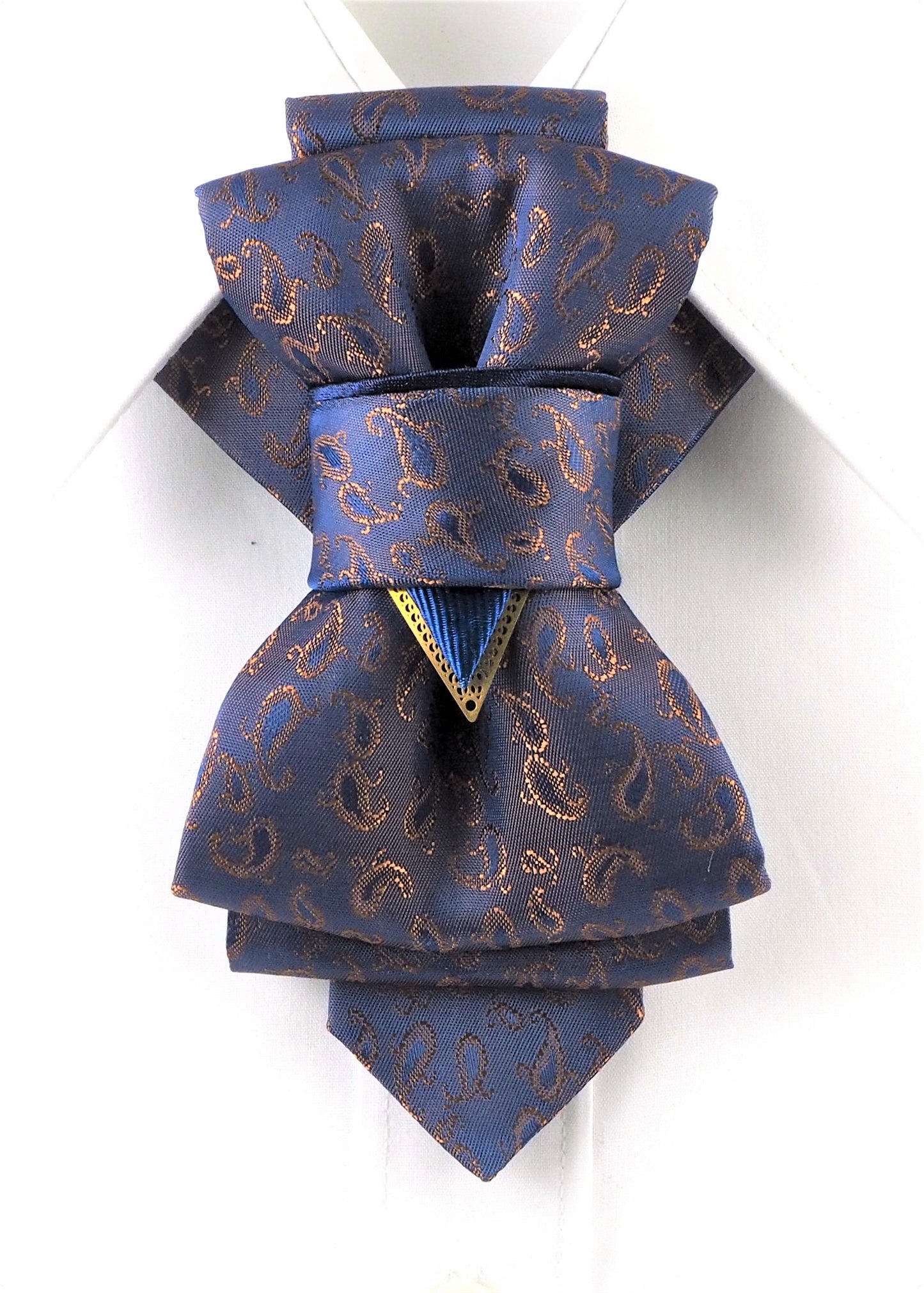 HOPPER BOW TIE MIST I, Wedding bow tie for men Handmade luxury wedding bow tie in navy blue with gold paisley pattern, featuring an original multi-layered pointed design and metallic gold filigree triangle detail, crafted in Lithuania.