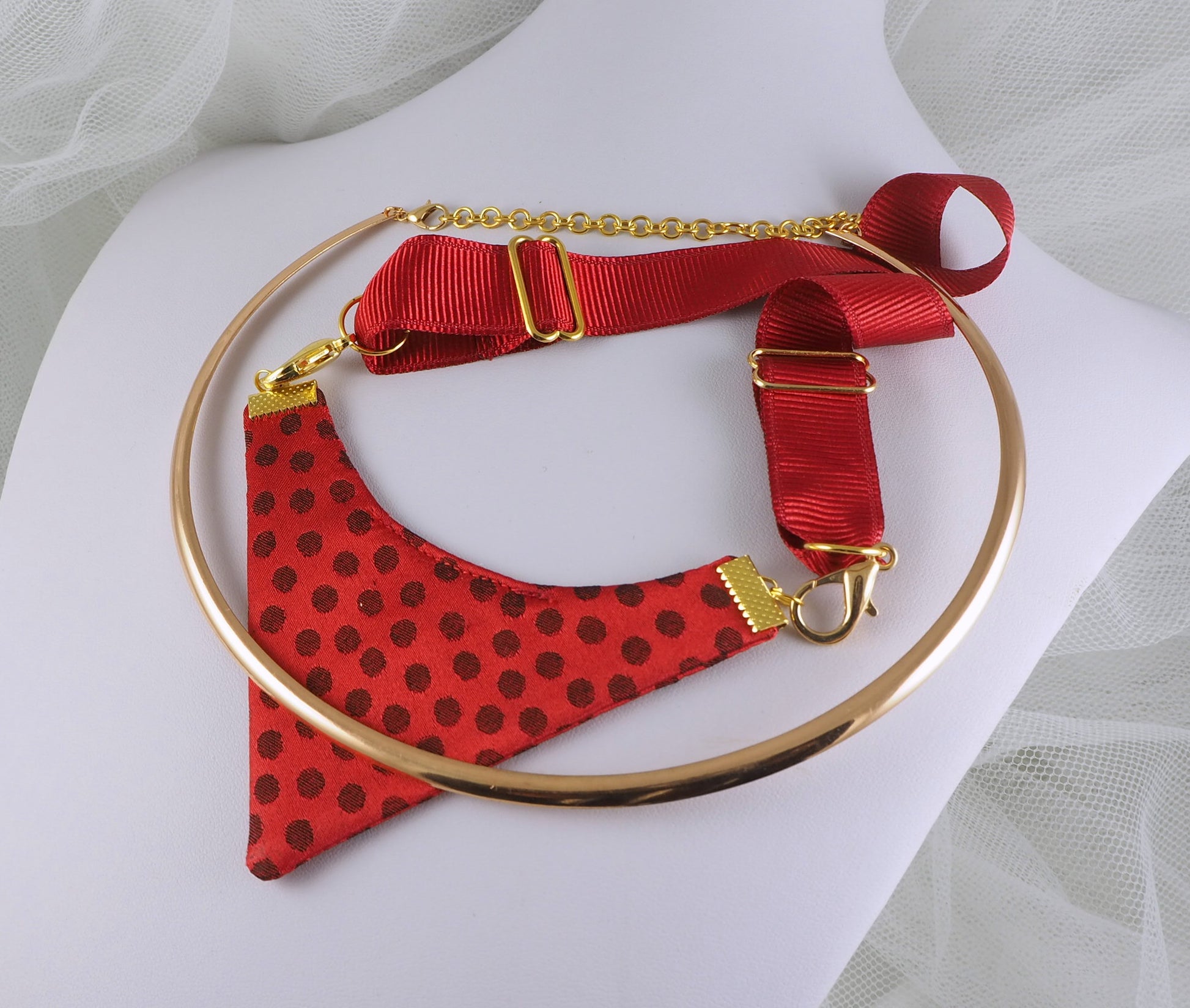 RED Bow tie for women, hopper tie for women, Ruty Design tie, Vertical bow tie, hand-made tie, gift for stylish women, Wedding Bow Ties & Neckties