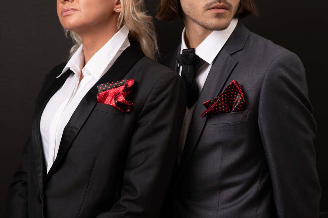 Pocket square "Red and dotted"